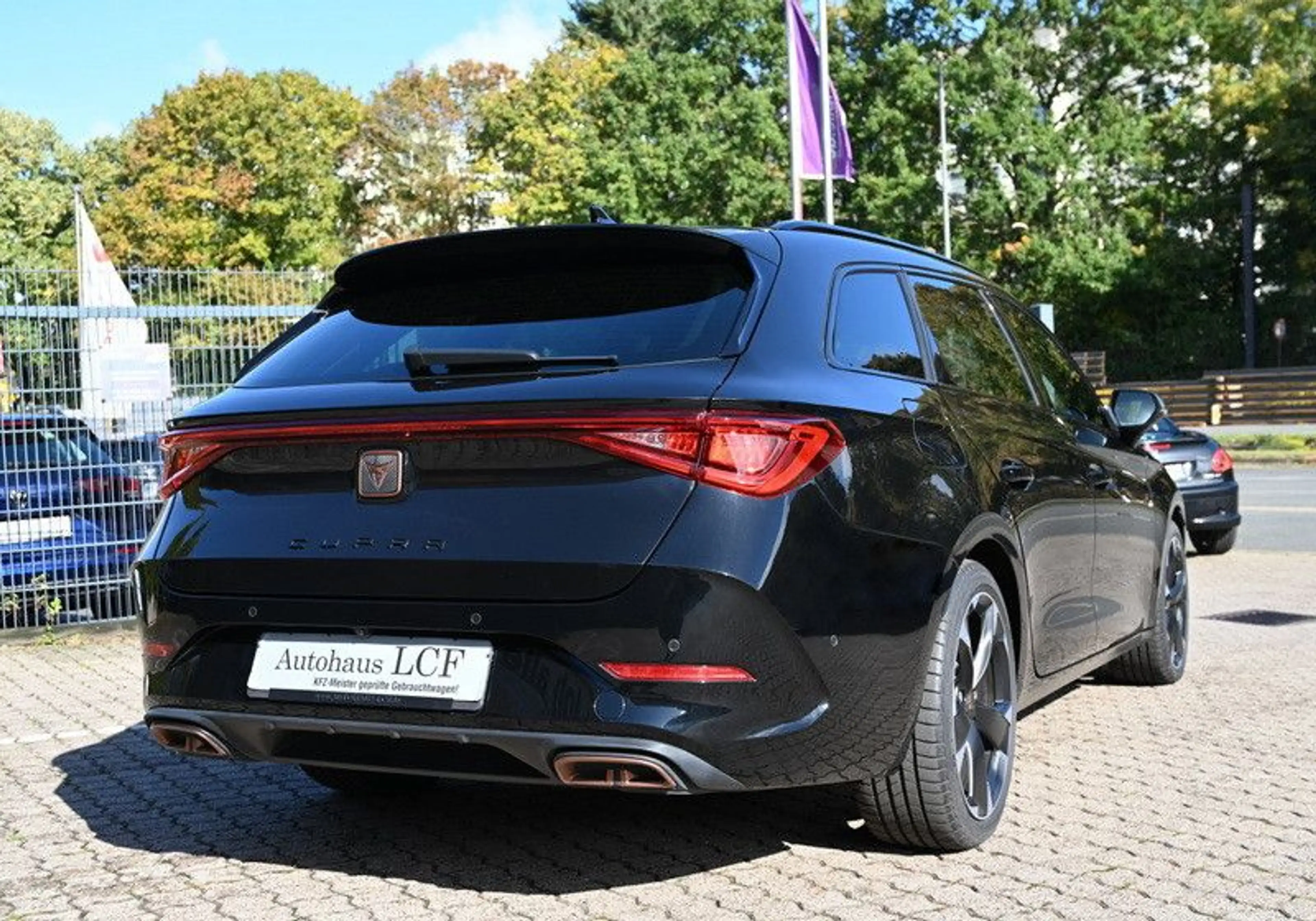 CUPRA Leon Sportstourer e-Hybrid Kamera Navi Leder 1Hd — photo 7