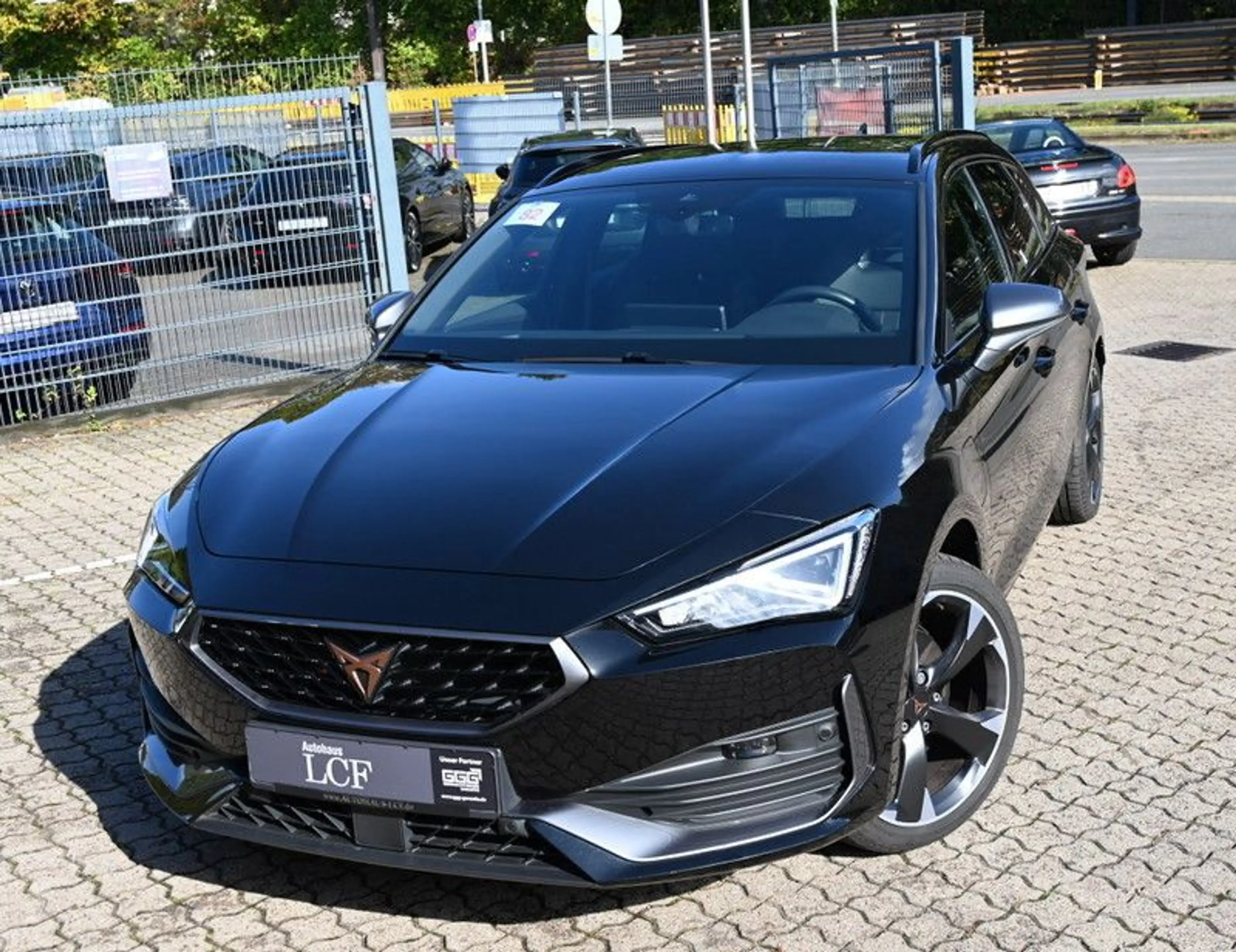 CUPRA Leon Sportstourer e-Hybrid Kamera Navi Leder 1Hd