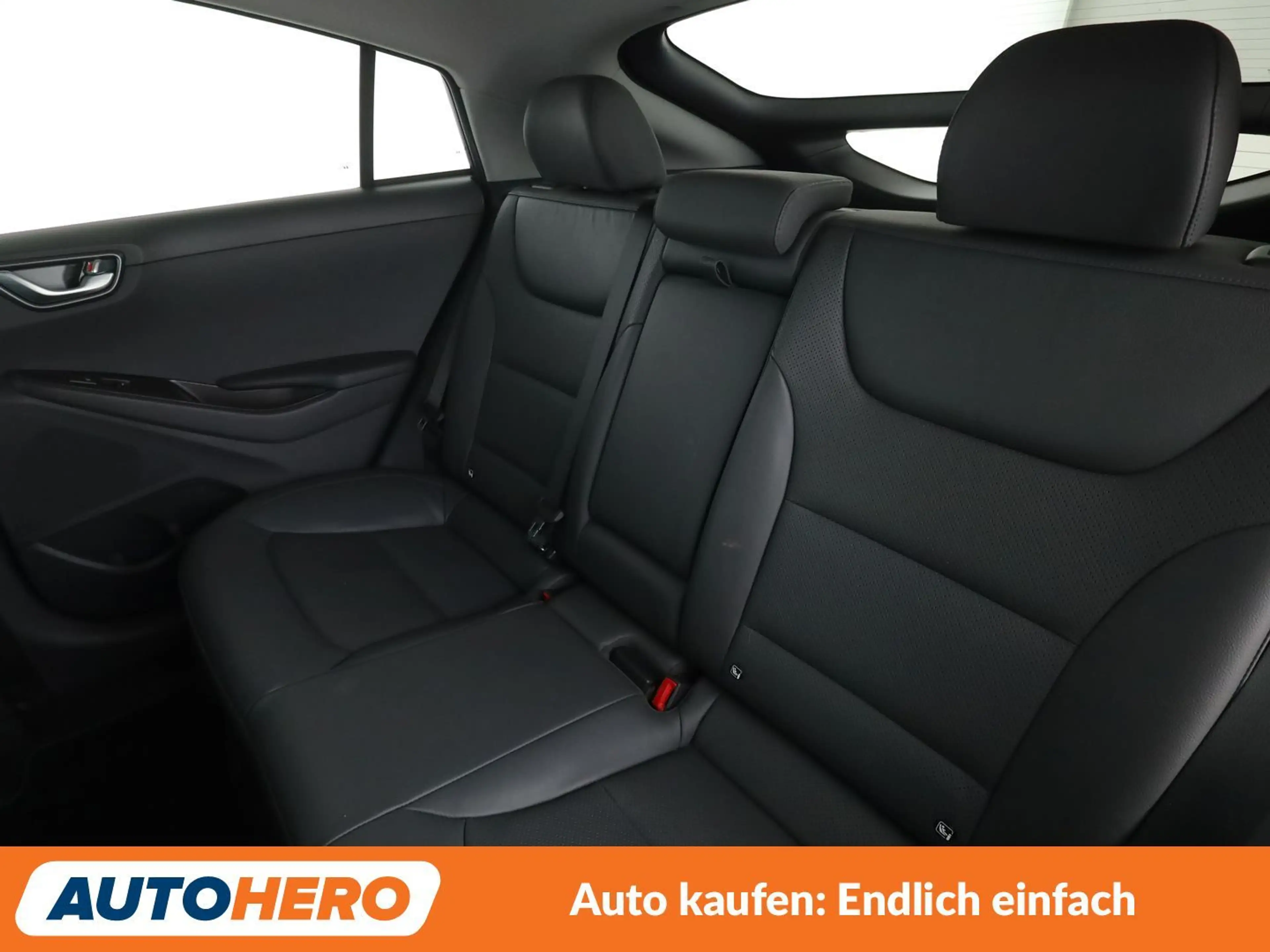 Hyundai IONIQ 1.6 Hybrid Premium Aut.*NAV*ACC*CAM*PDC*SHZ*ALU* — photo 14