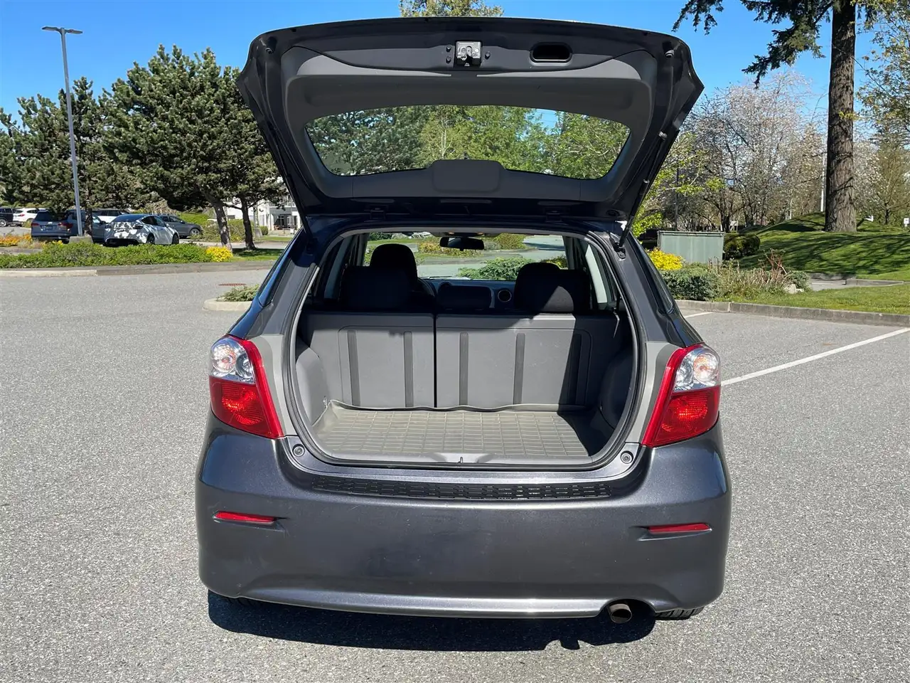 Toyota Matrix снимка Toyota Matrix