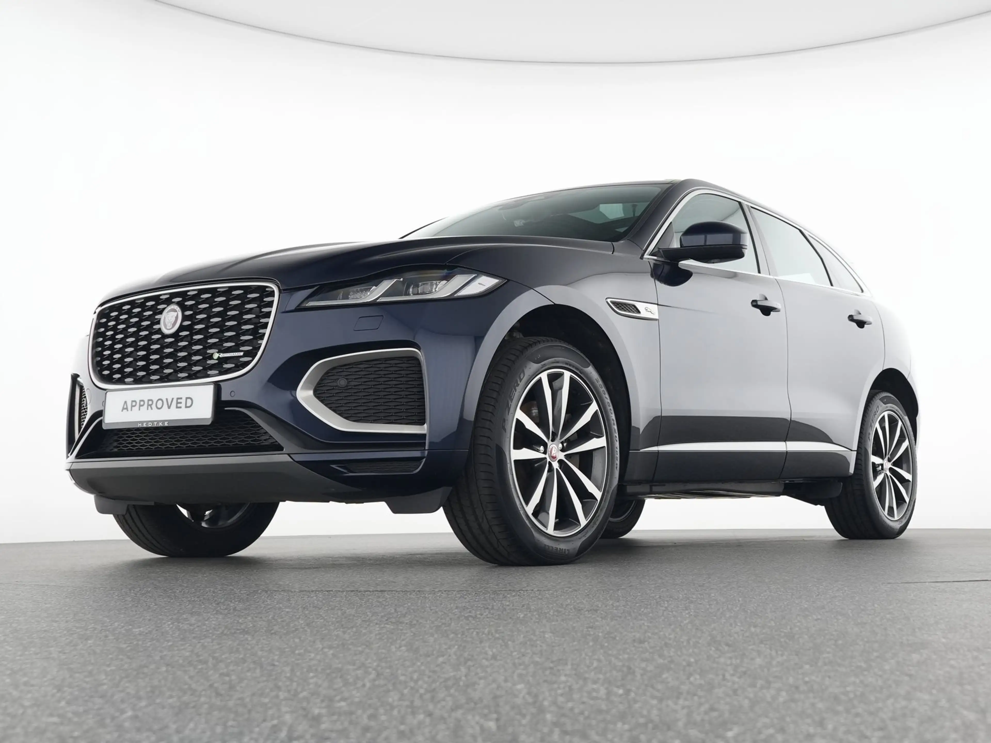 Jaguar F-Pace JAGUAR F-PACE F-Pace D200 AWD R-Dynamic SE — photo 7
