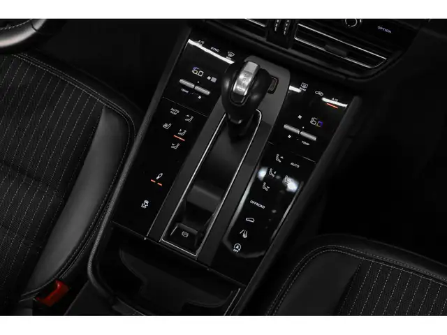 Porsche Macan view 14