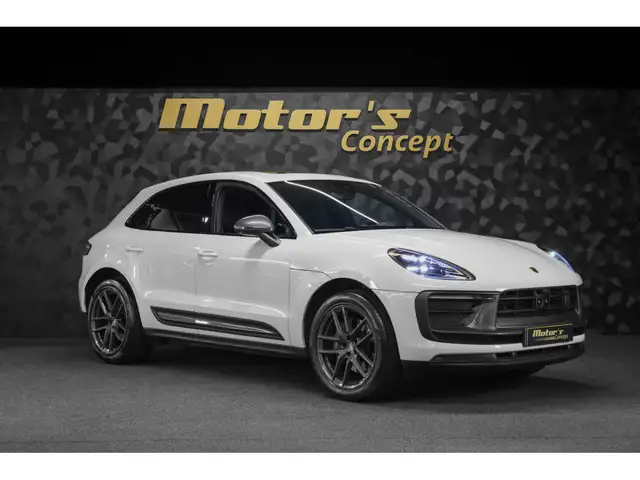 Porsche Macan view 6