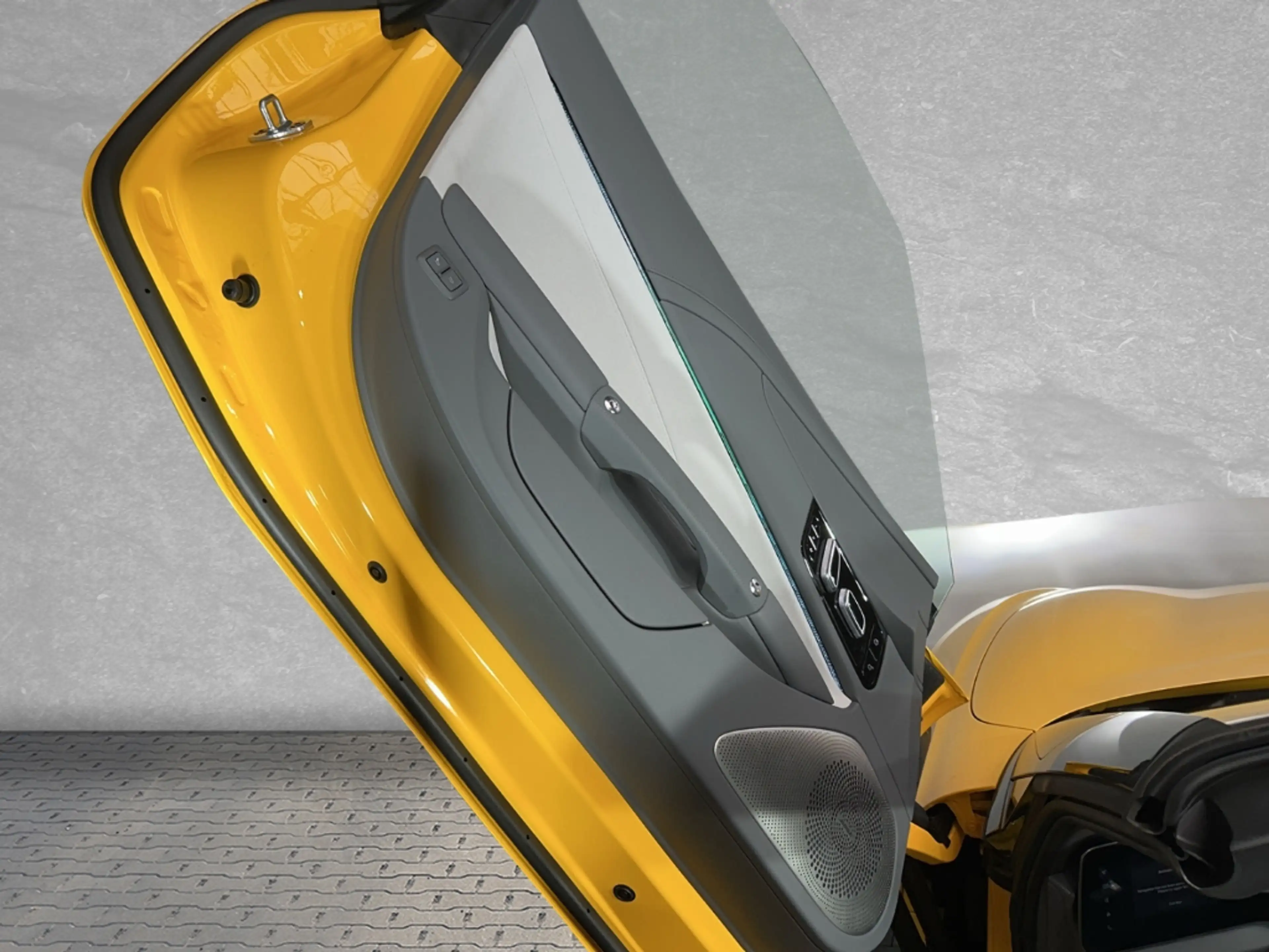 MG Cyberster Xpower AWD Memory Sitze, Soundsystem, 360* Kamera, — photo 13