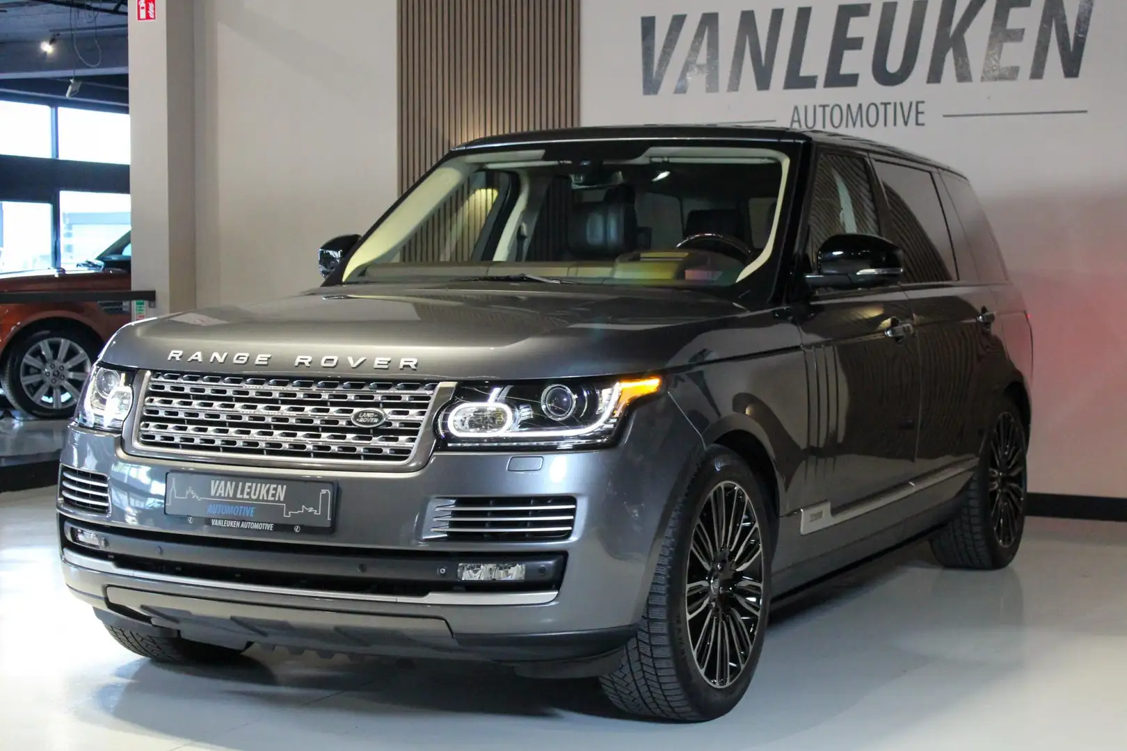 Land Rover Range Rover 3.0 SDV6 Hybrid Autobiography LWB Grijs - 2