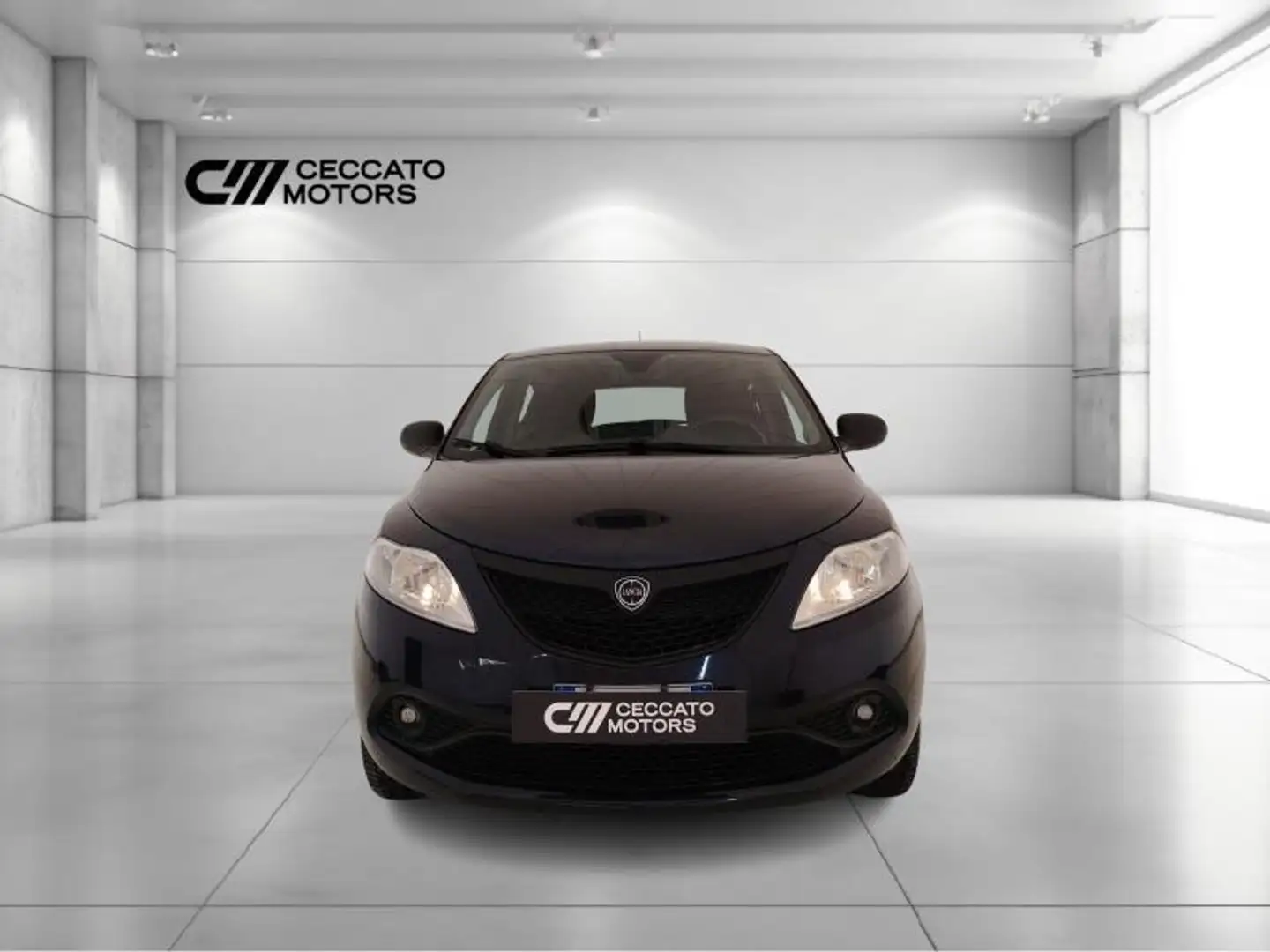 Lancia Ypsilon 0.9 t.air Elefantino Blu ecochic metano 70cv my19 Blanc - 2