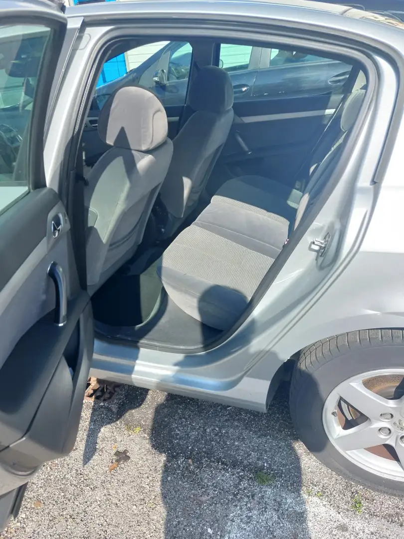 Peugeot 407 407 2006 Berlina 1.6 hdi 16v Confort fap Argento - 1