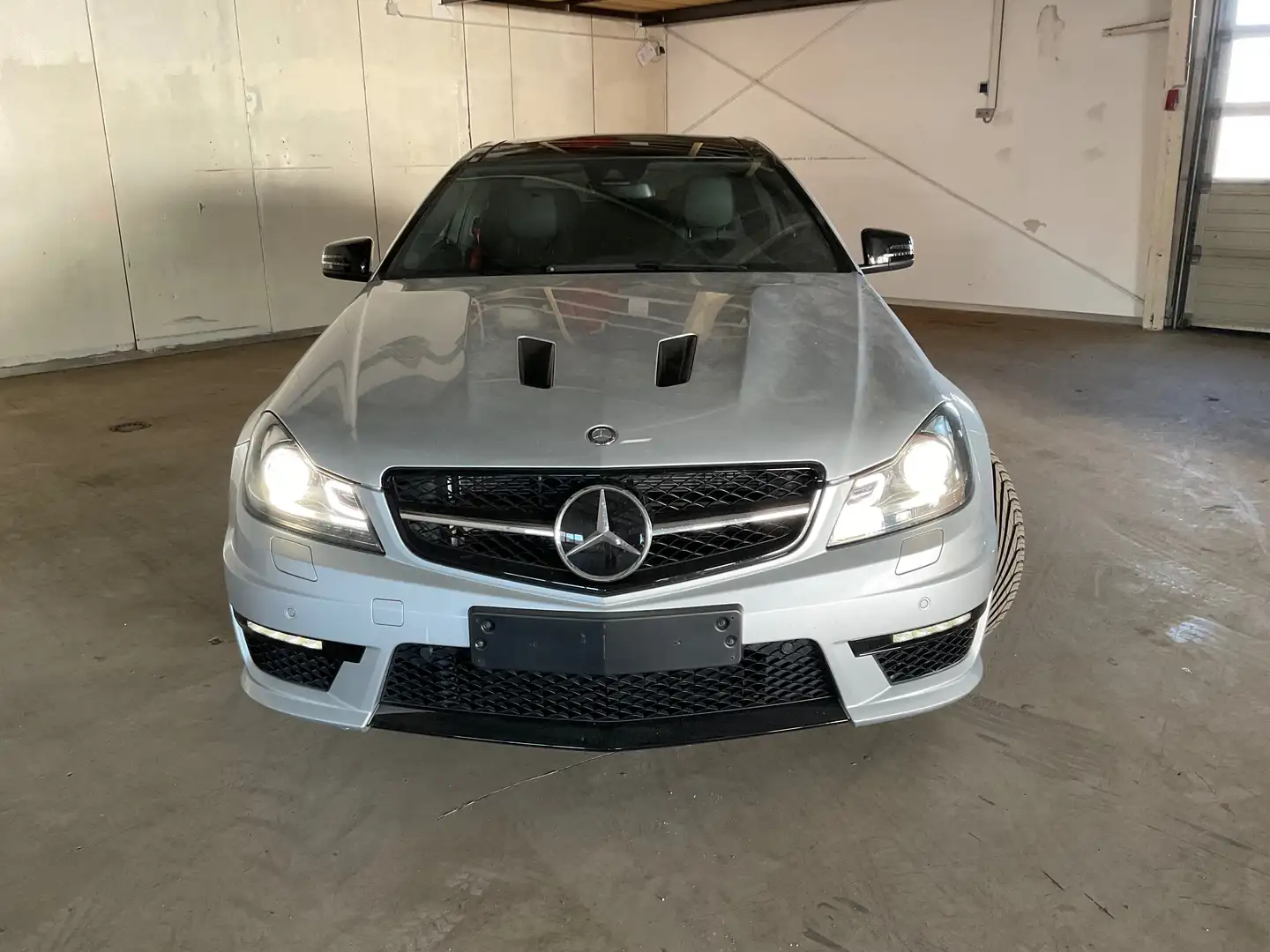 Mercedes-Benz C 63 AMG C 63 AMG Edition 507 (204.377) Grau - 1