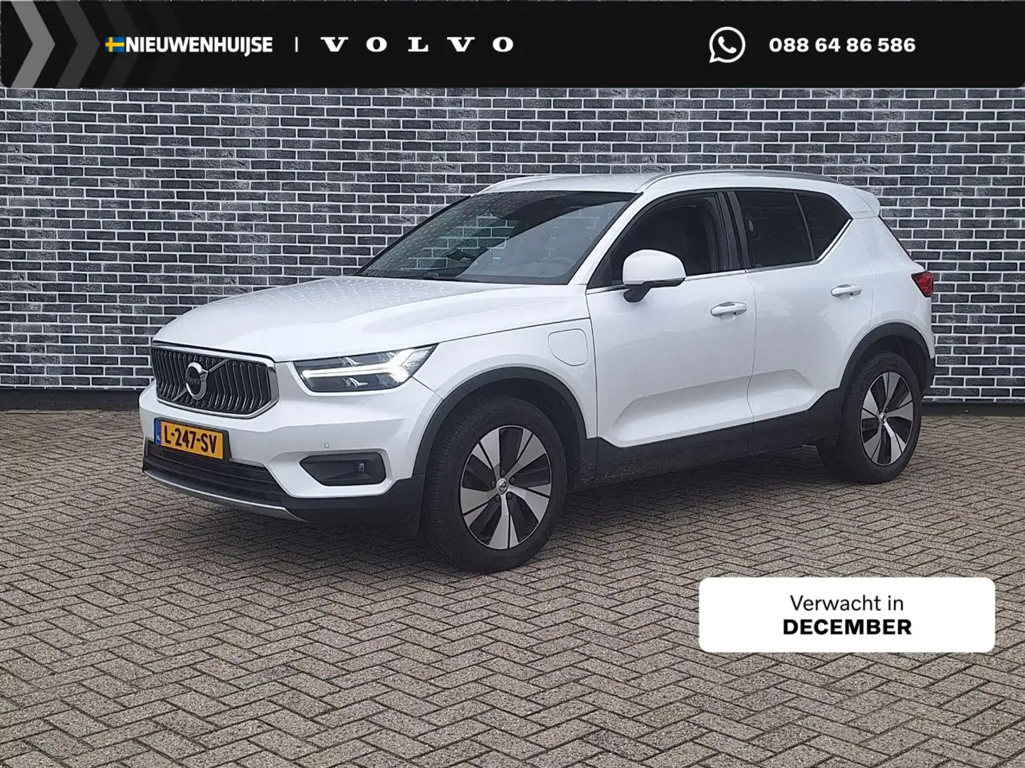 Volvo XC40 Plug-in Hybrid T4 Inscription Expression | Adaptiv Bianco - 1