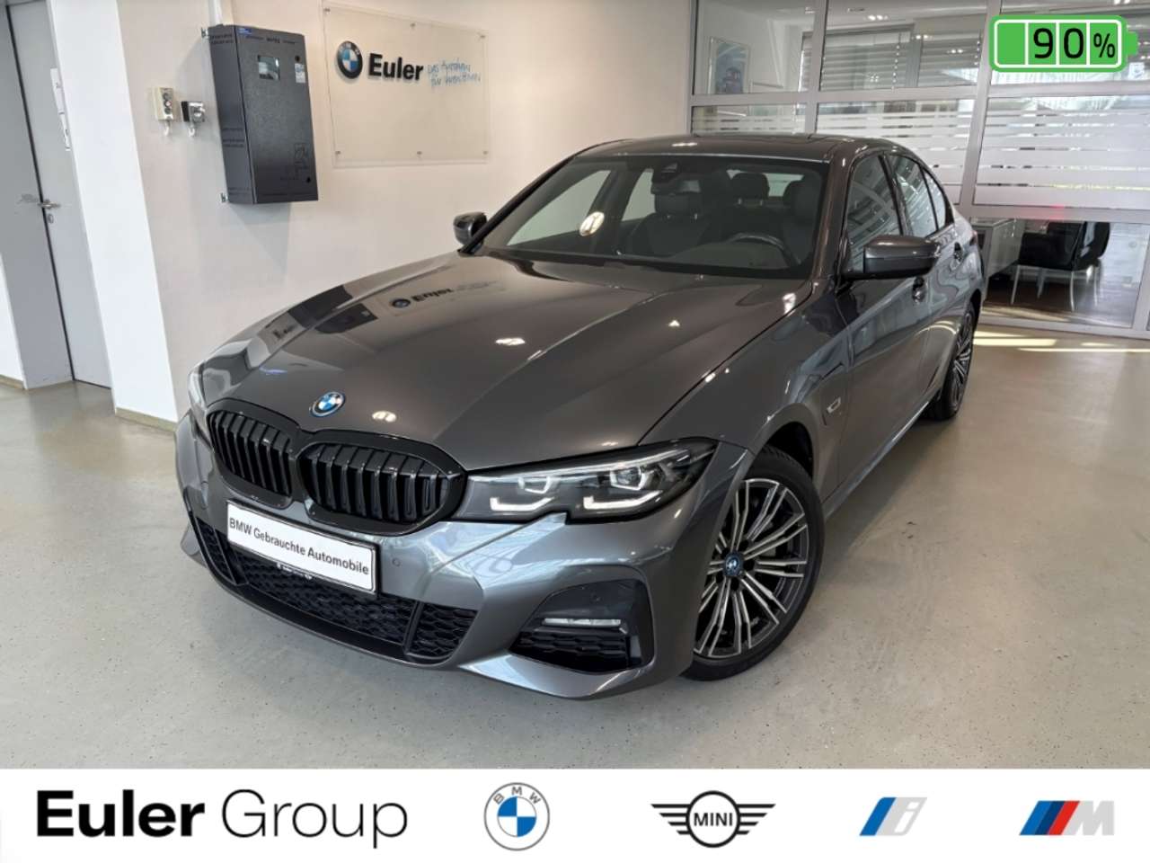 BMW 330 2022