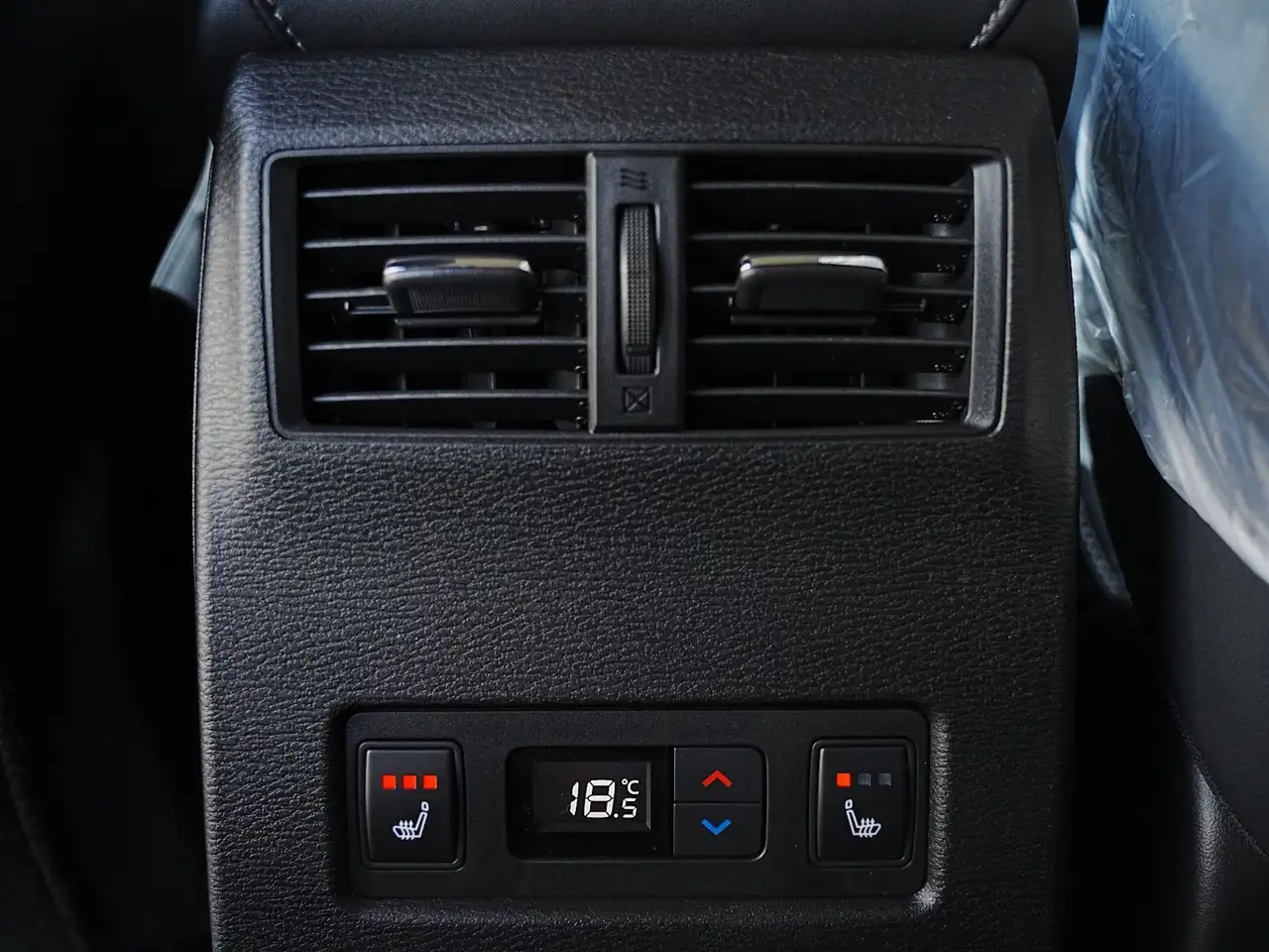 Mitsubishi Outlander снимка Mitsubishi Outlander