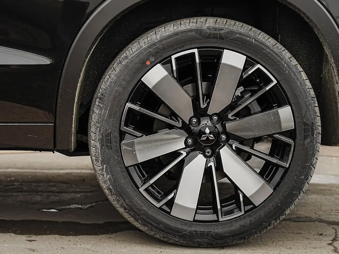 Mitsubishi Outlander снимка Mitsubishi Outlander