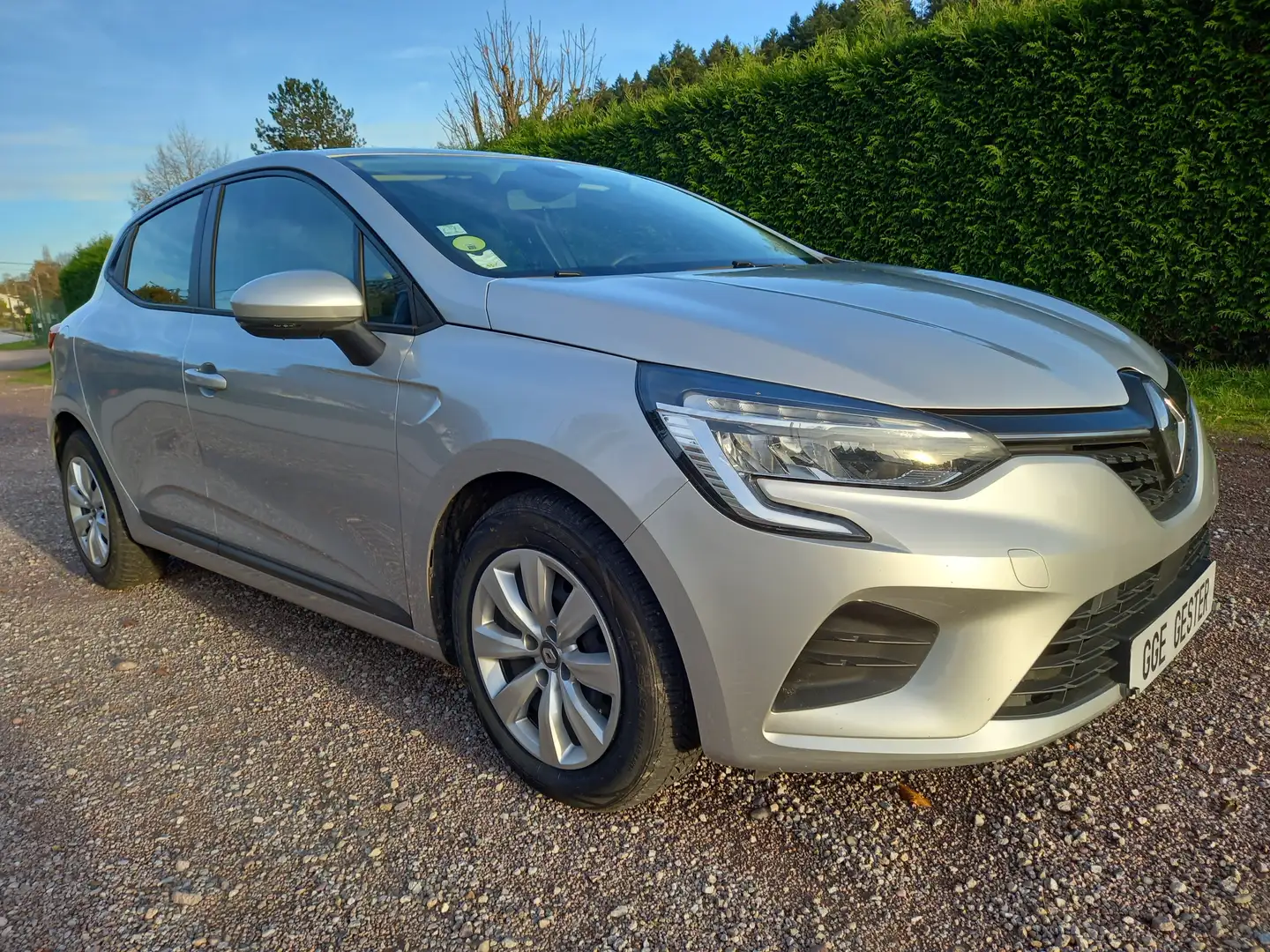 Renault Clio IV STE 1.5 DCI 85 AIR NAV GPS 2 PLACES 46041 KMS Gris - 2