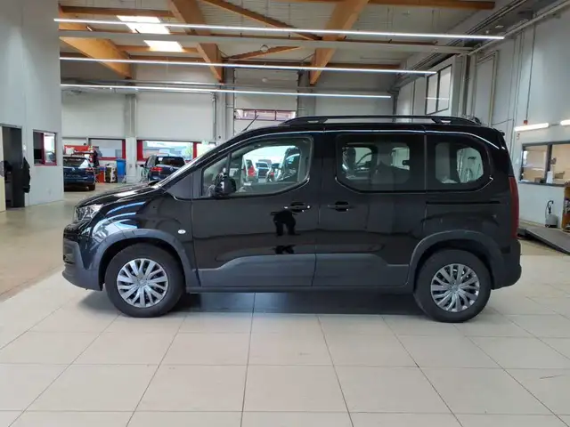 Peugeot Rifter view 6