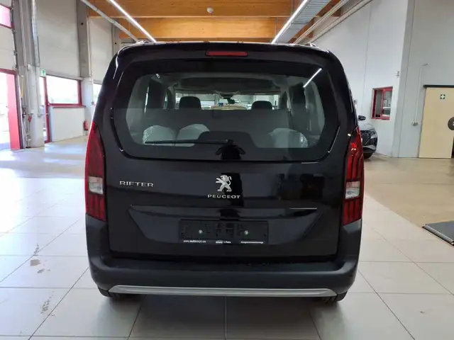 Peugeot Rifter view 5