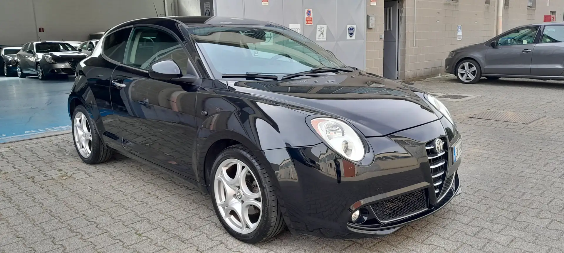 Alfa Romeo MiTo 1.4 tb Distinctive Sport pack 135cv Nero - 1