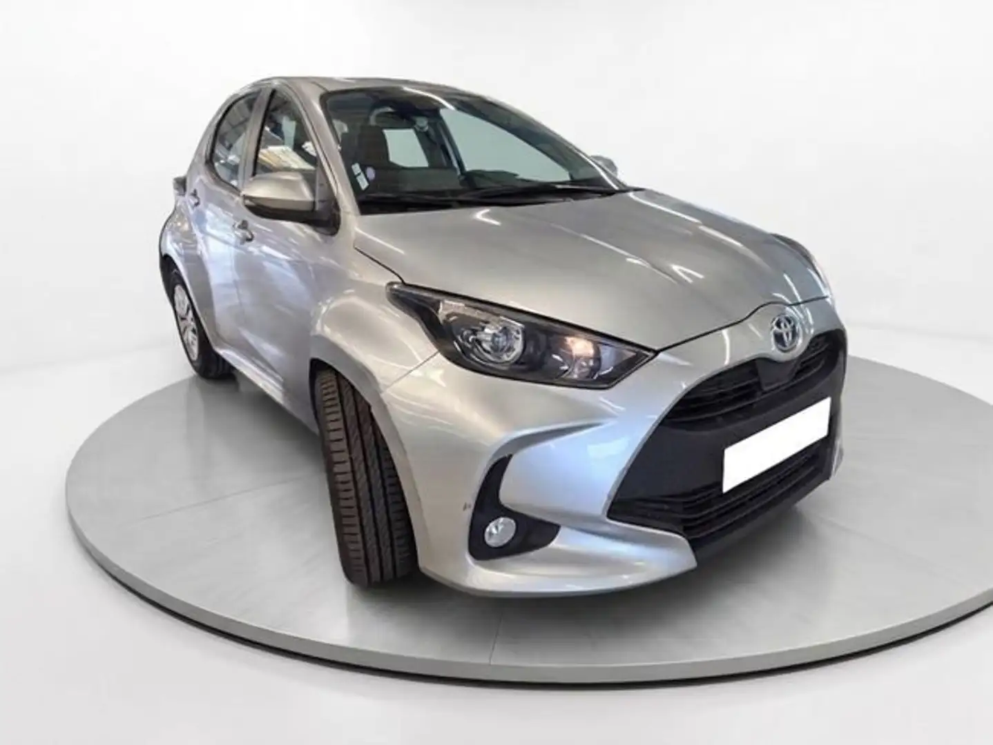 Toyota Yaris 1.5 120H Business Plus Gris - 2