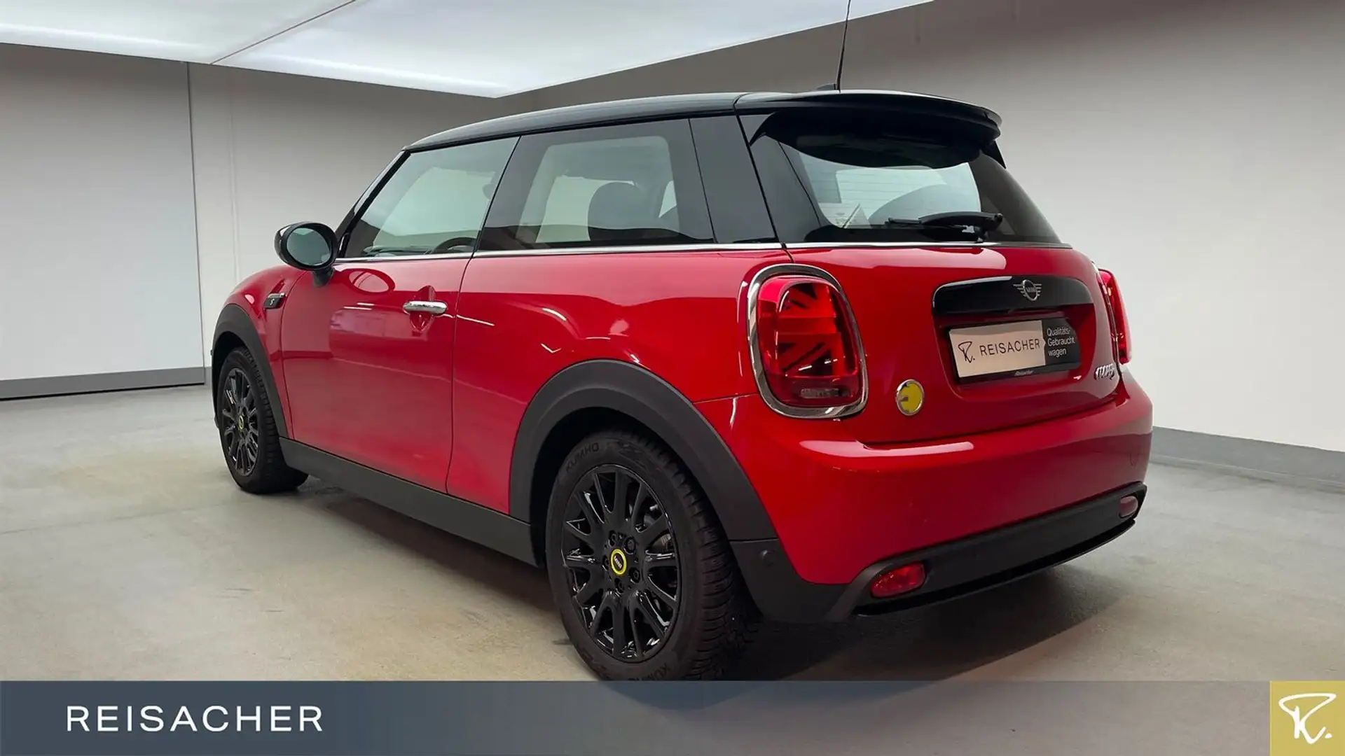 MINI Cooper SE Classic-Trim,Pano,Navi,DA,PA,RFK,HUD Rot - 2