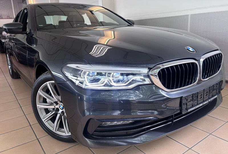 BMW 540 i Sport Line 1.Hand LED Digital HuD Kamera 8-Fach