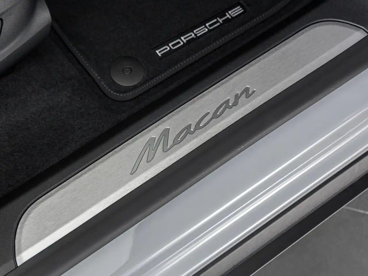Porsche Macan 2026 — фото 11