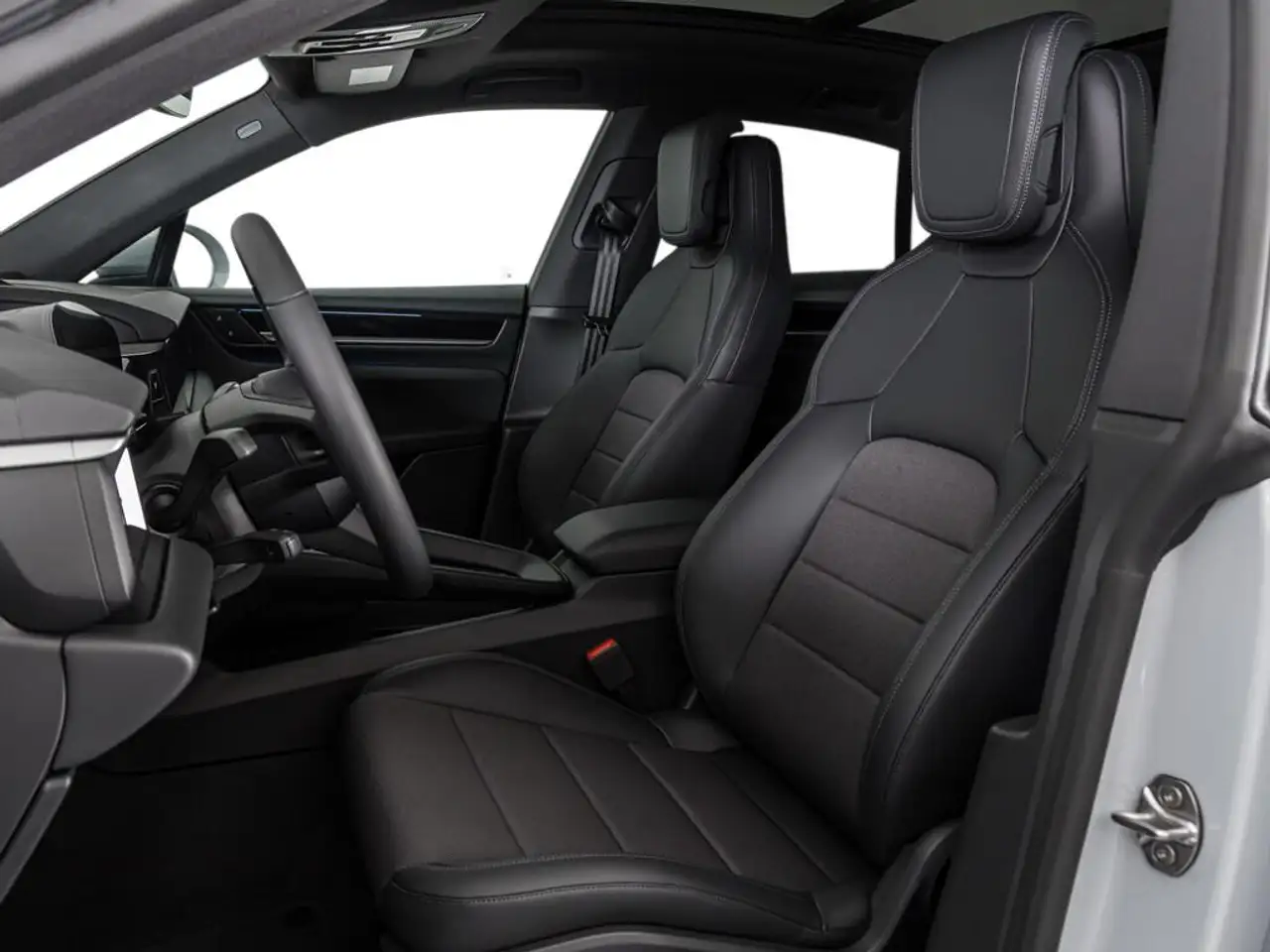 Porsche Macan 2026 — фото 10