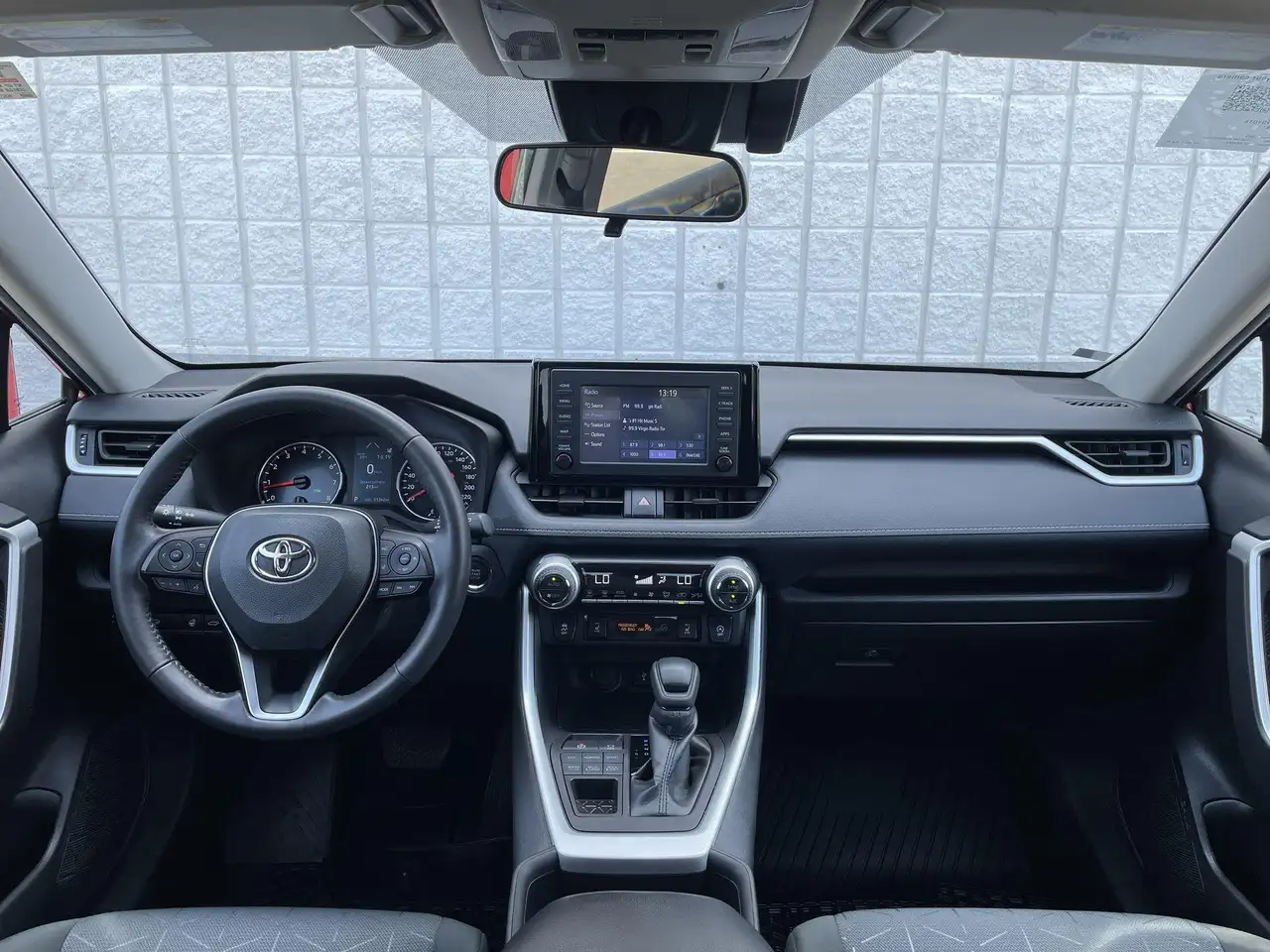 Toyota RAV 4 снимка Toyota RAV 4