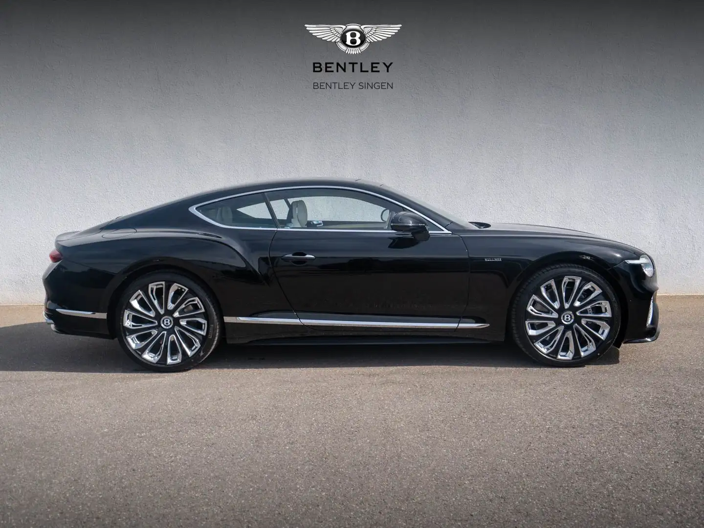 Bentley Continental GT Mulliner V8 Hybrid *B&O, Rotating Display* Noir - 2