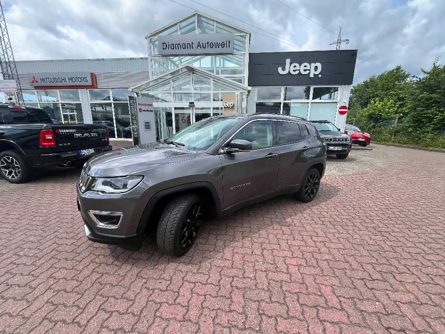 Jeep Compass JEEP COMPASS Limited 1.3 Gse T4 DCT 4x2 E6d Grau - 2