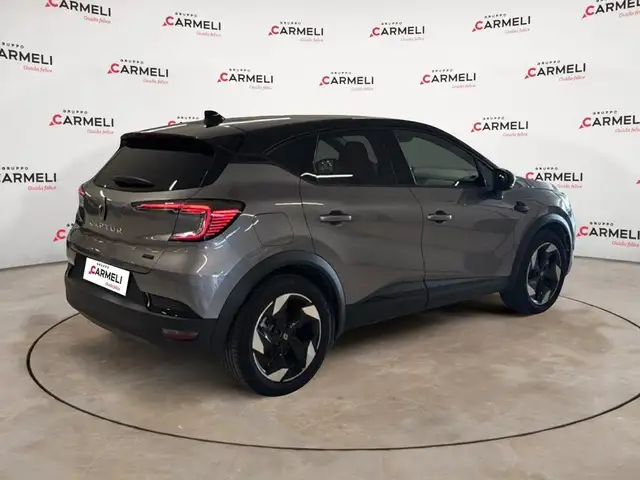 Renault Captur view 4