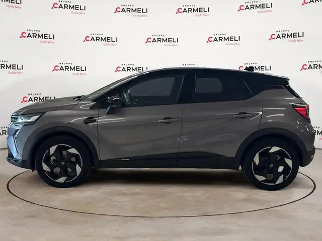 Renault Captur view 2