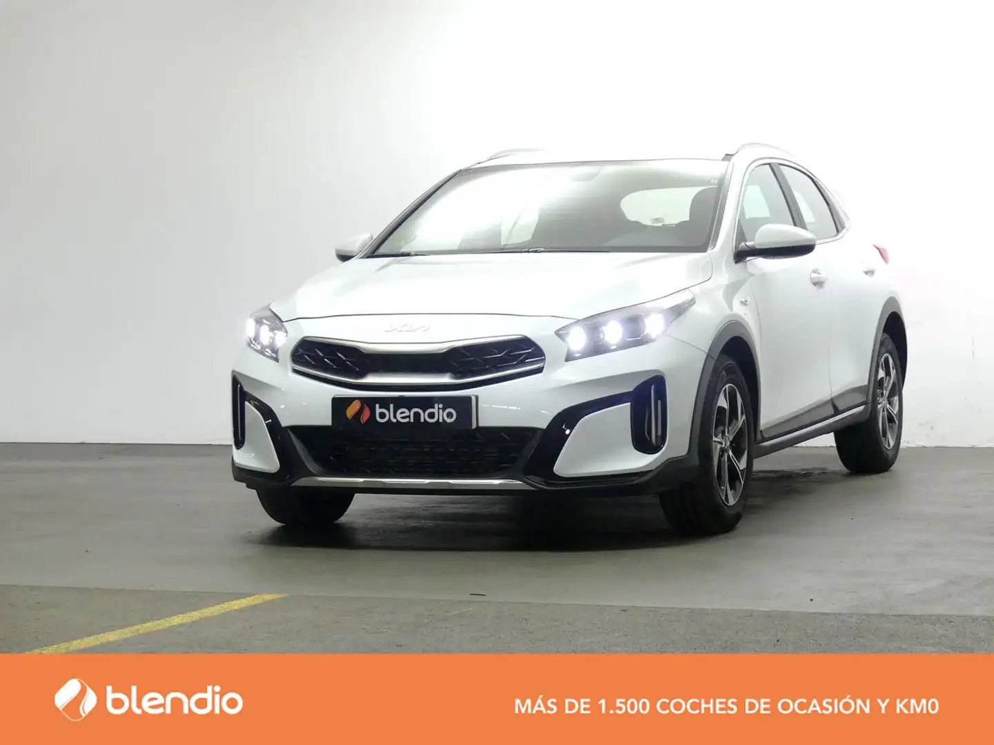 Kia XCeed 1.5 MHEV 103KW DRIVE DCT 140CV 5P Blanco - 1