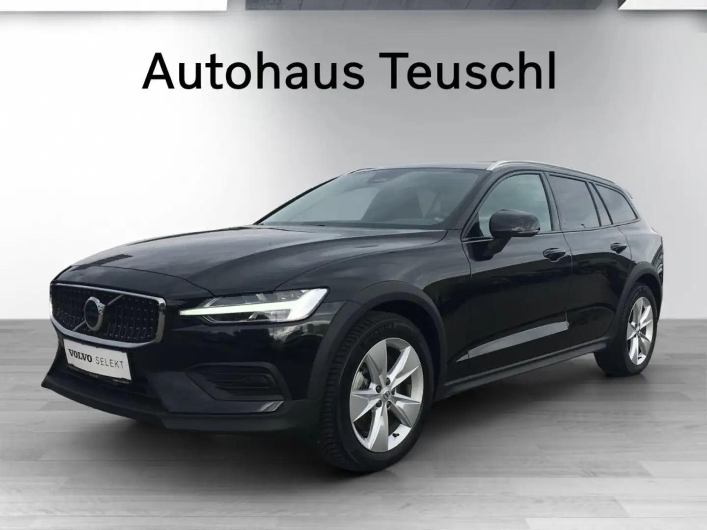 Volvo V60 Cross Country Plus, B5 AWD Mild Hybrid, Benzin Schwarz - 1