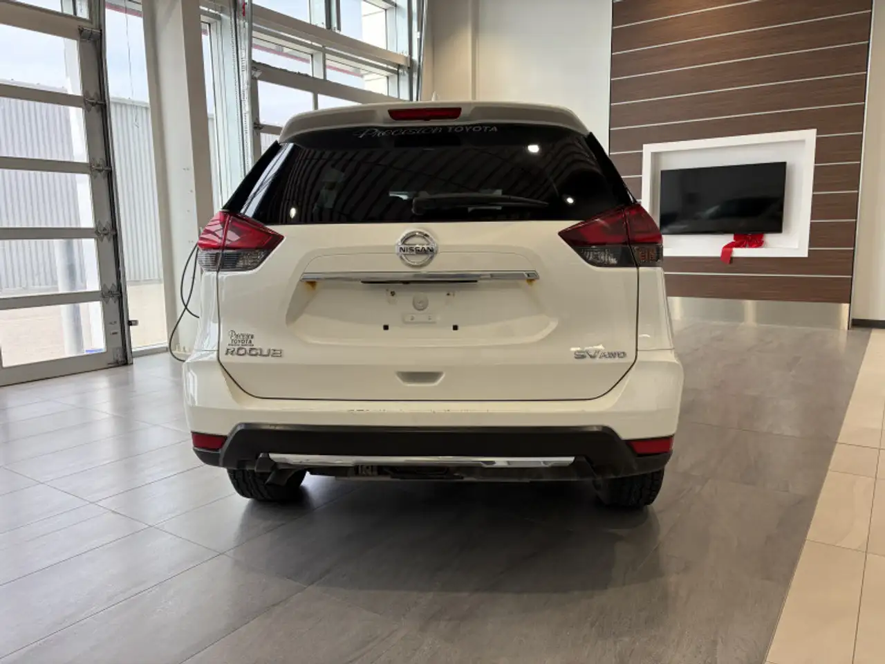 Nissan Rogue снимка Nissan Rogue