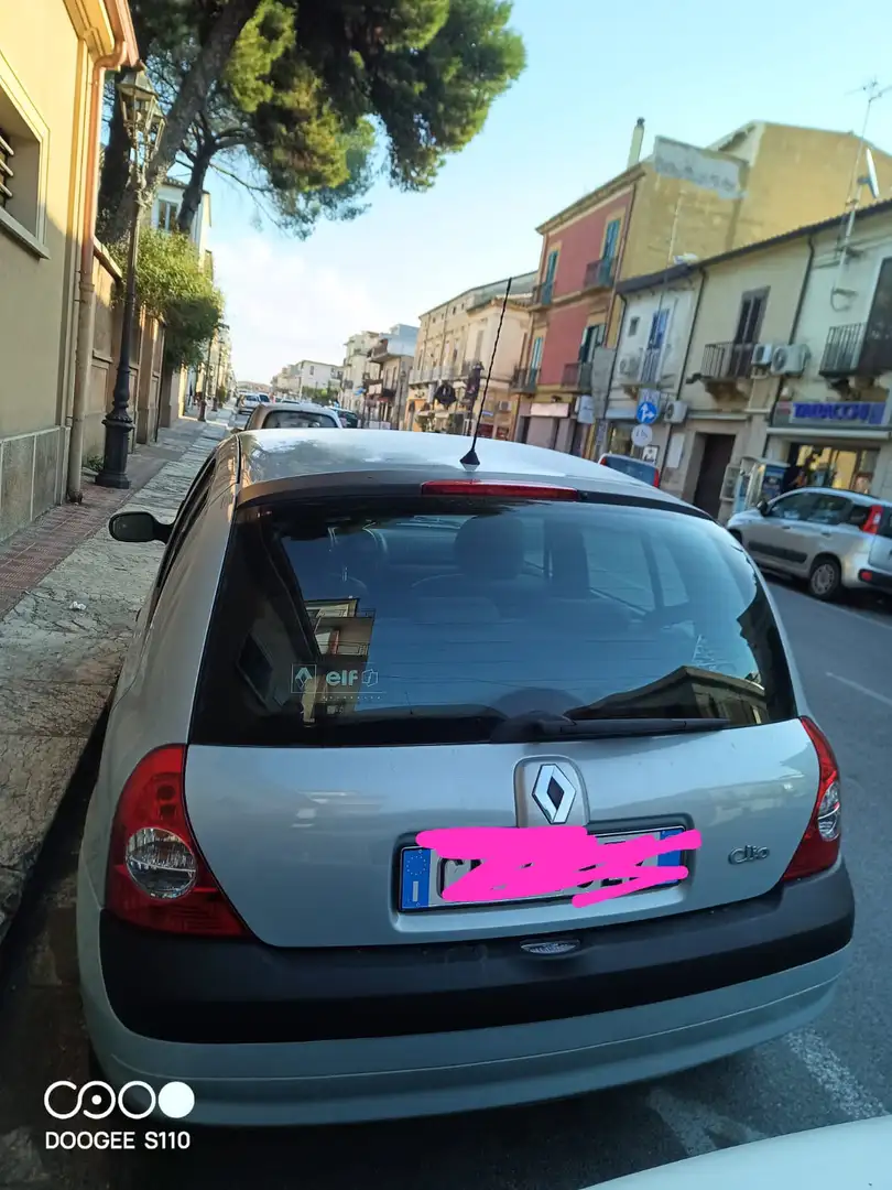 Renault Clio 5p 1.2  8 v Ice - 2