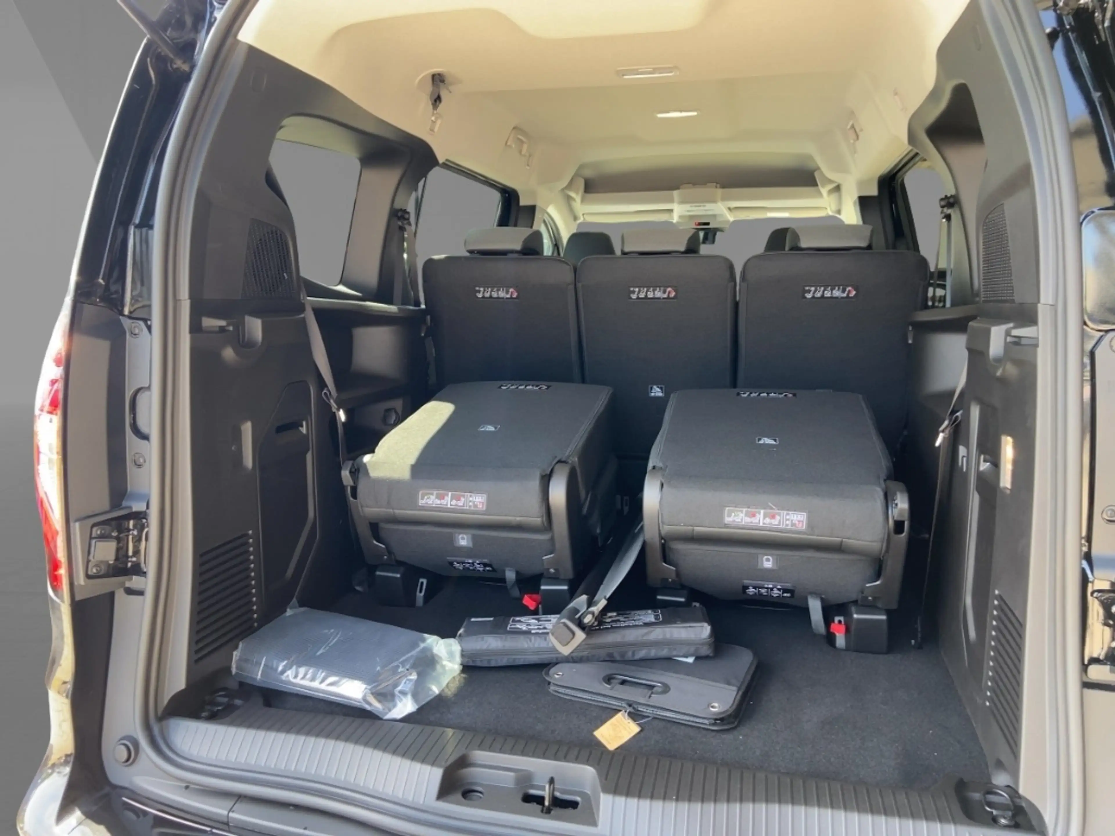 Nissan Townstar TEKNA Kbi-7 L2 130PS Autom. Winter/360°/Navi/Carpl — photo 12