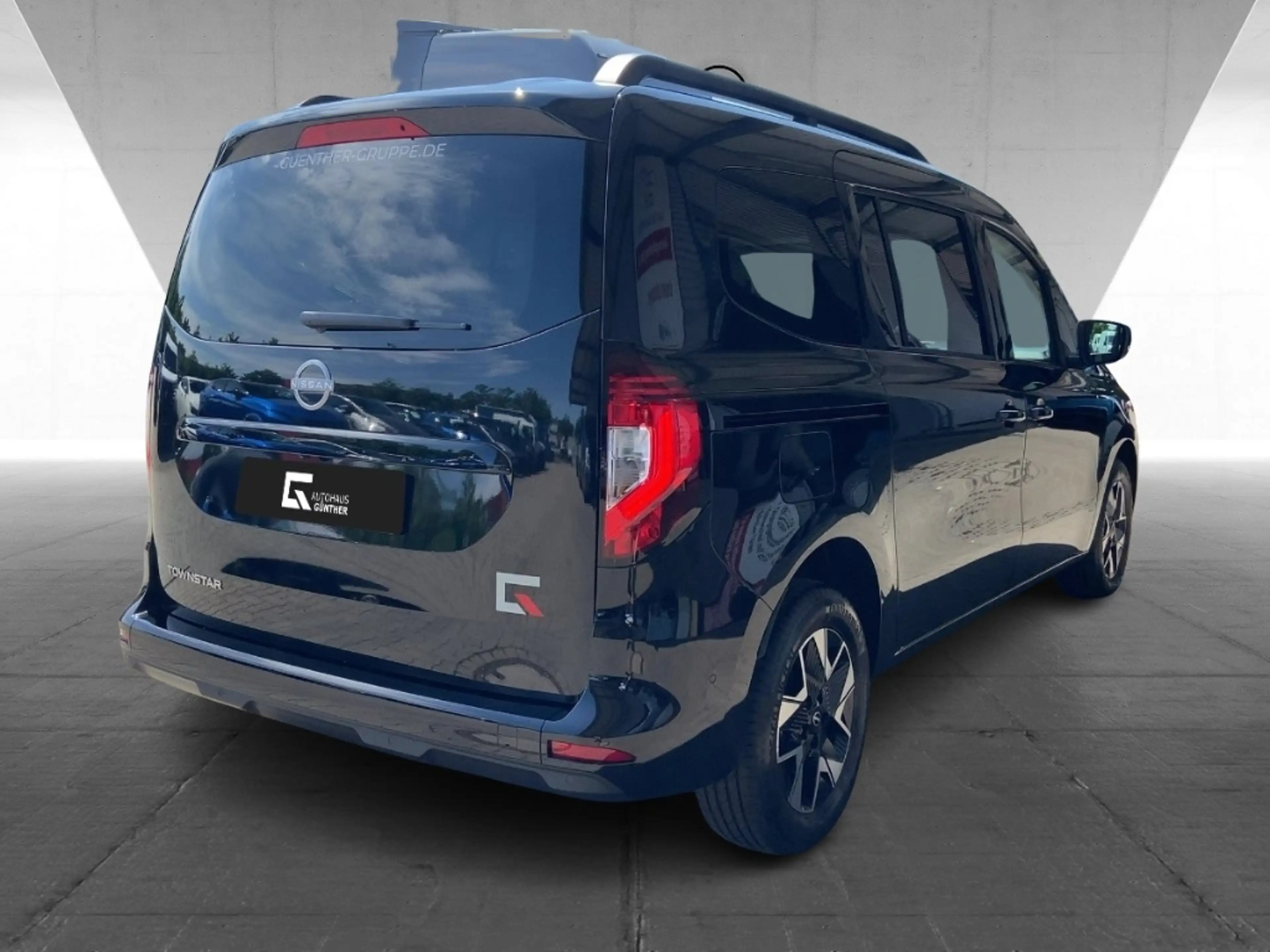 Nissan Townstar TEKNA Kbi-7 L2 130PS Autom. Winter/360°/Navi/Carpl — photo 4
