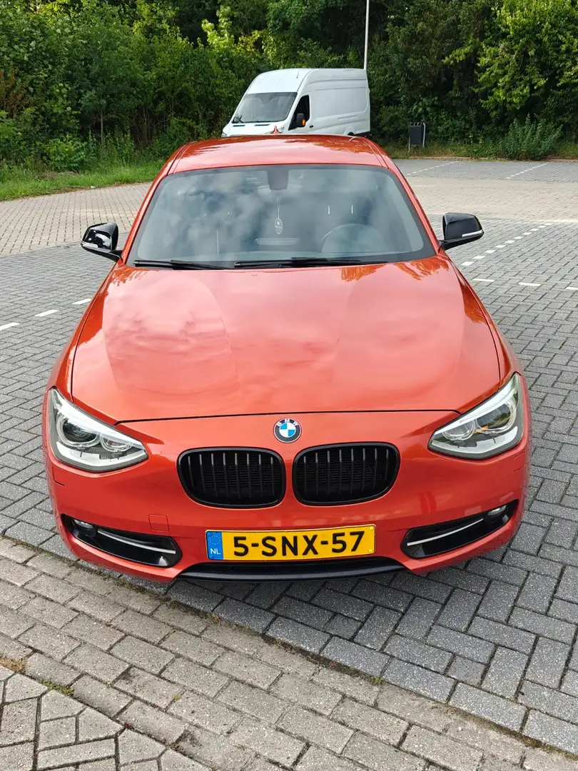 BMW 116 116 116i EDE Executive Oranje - 2