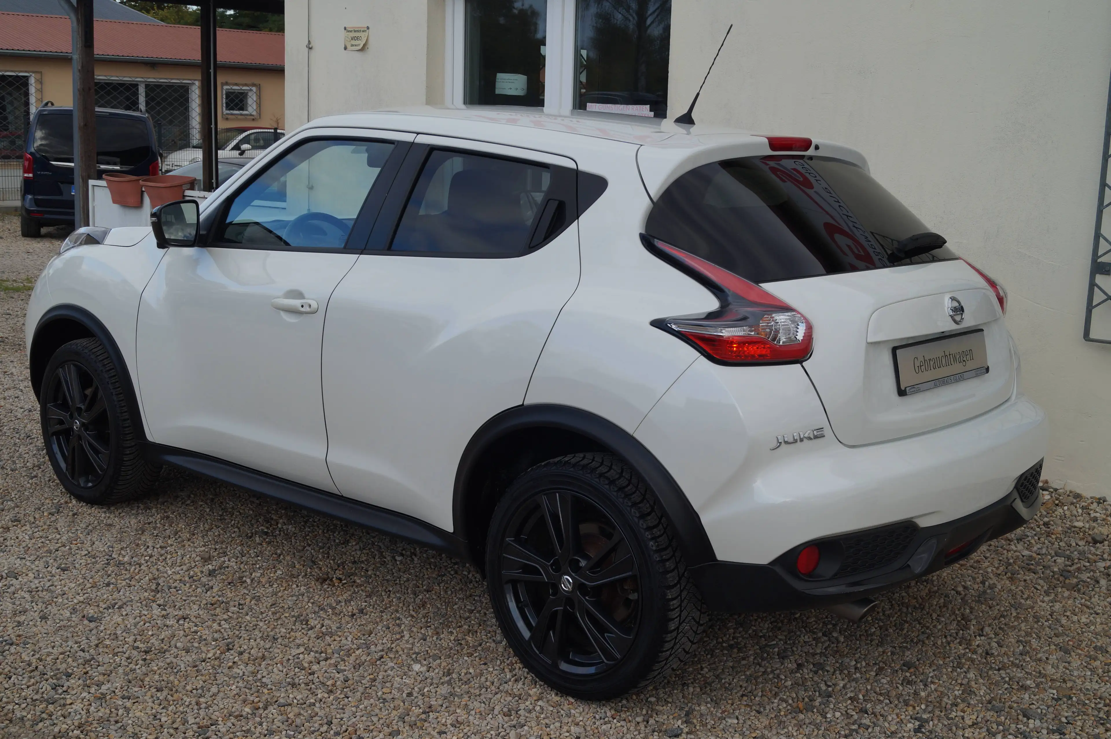 Nissan Juke N-Vision 2.Hand*Navi*Kamera*TÜV:NEU* — photo 3