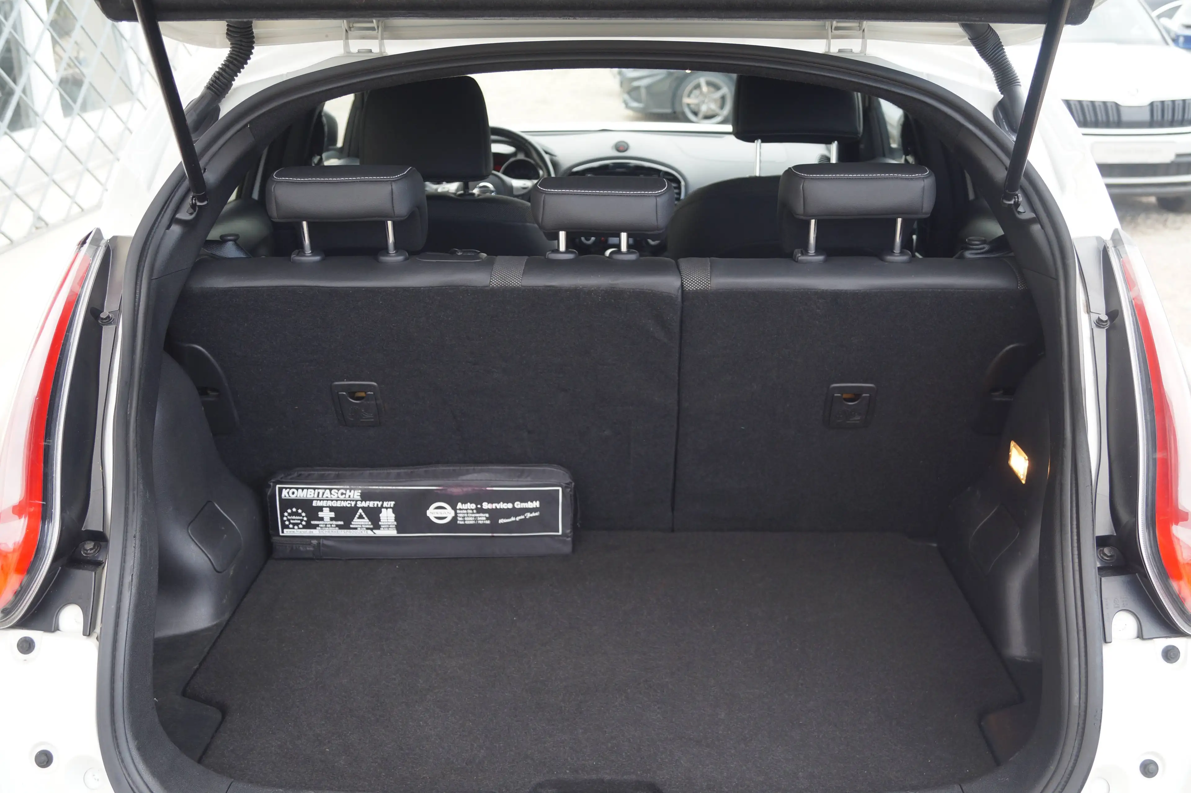 Nissan Juke N-Vision 2.Hand*Navi*Kamera*TÜV:NEU* — photo 5