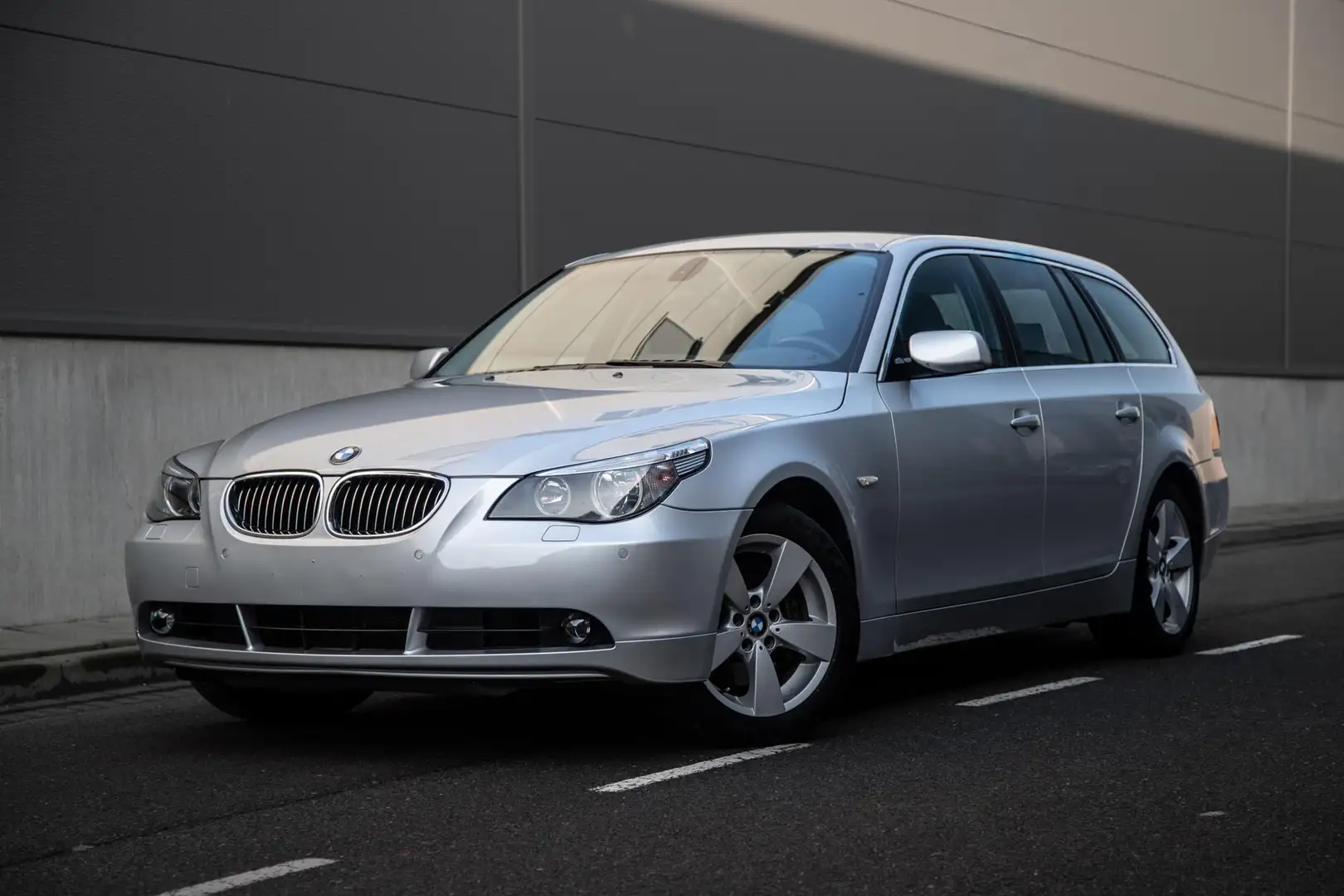 BMW 525 5-serie Touring 525xi | 165.000KM | 1e Eig | Top C Silber - 1
