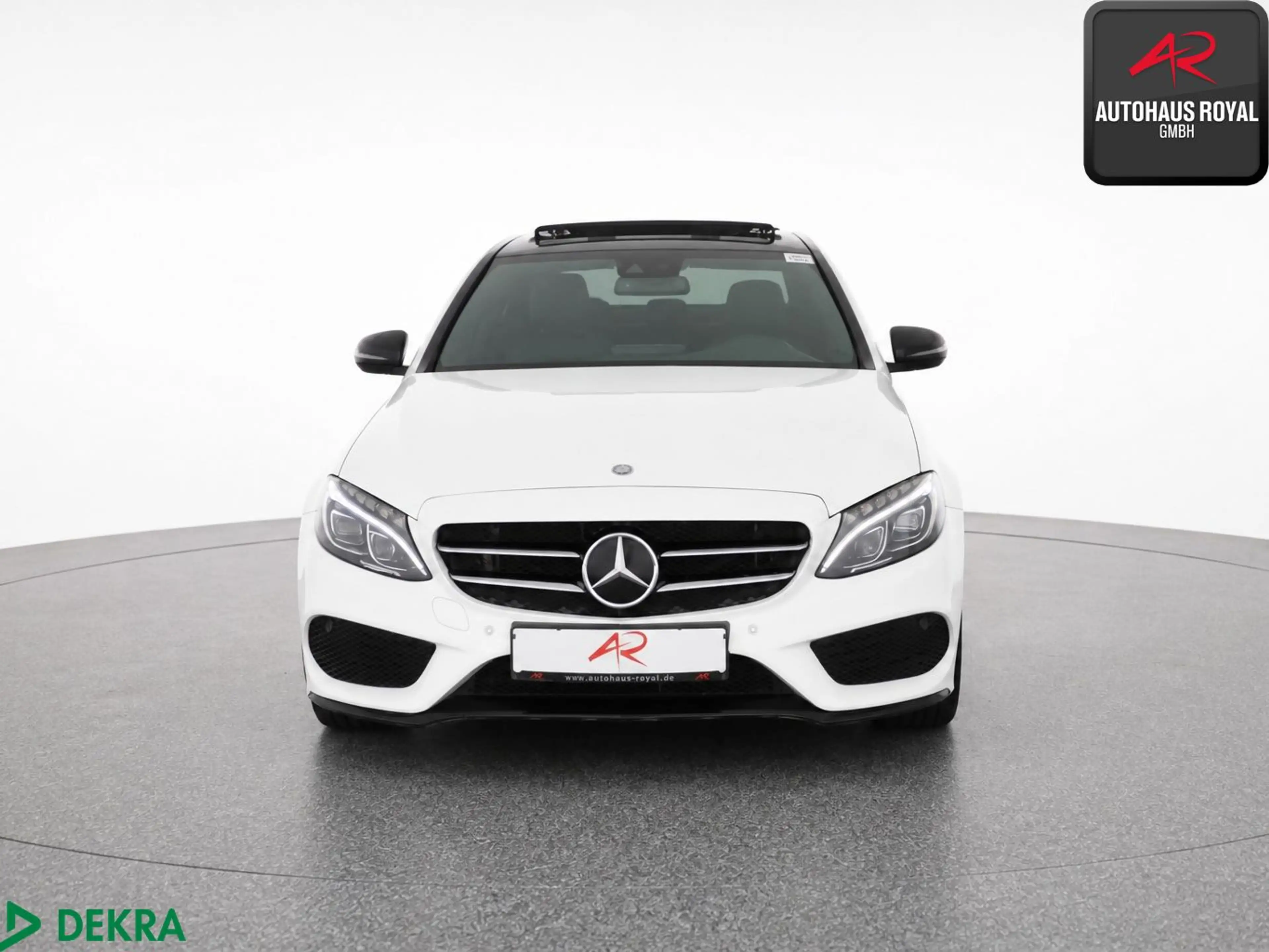 Mercedes-Benz C 400 4M AMG LINE PANO,DISTRONIC,COMAND,KAMERA — photo 8