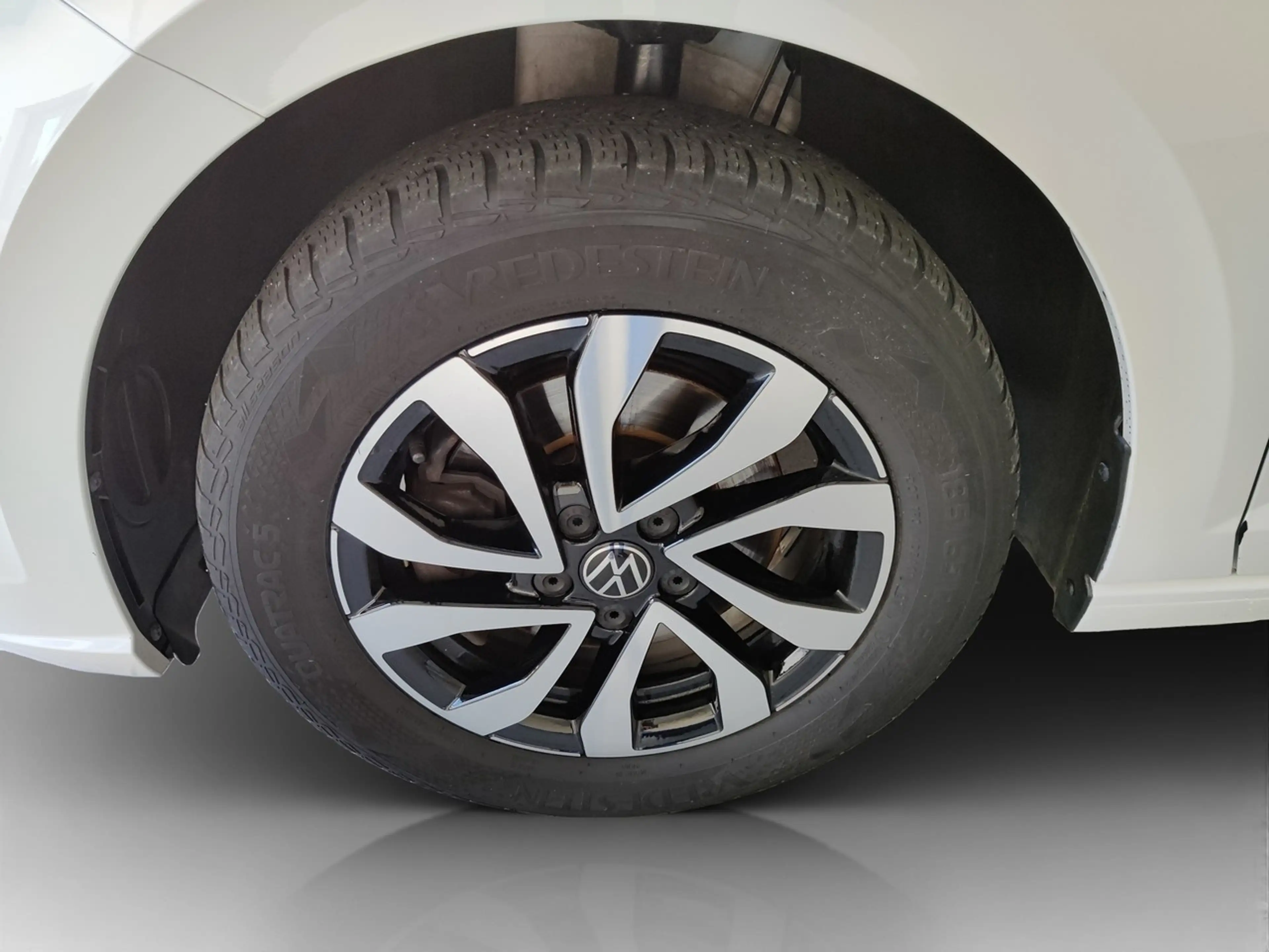 Volkswagen Polo 1.0 TSI DSG Life, ACC, LED, DAB, APP — photo 11