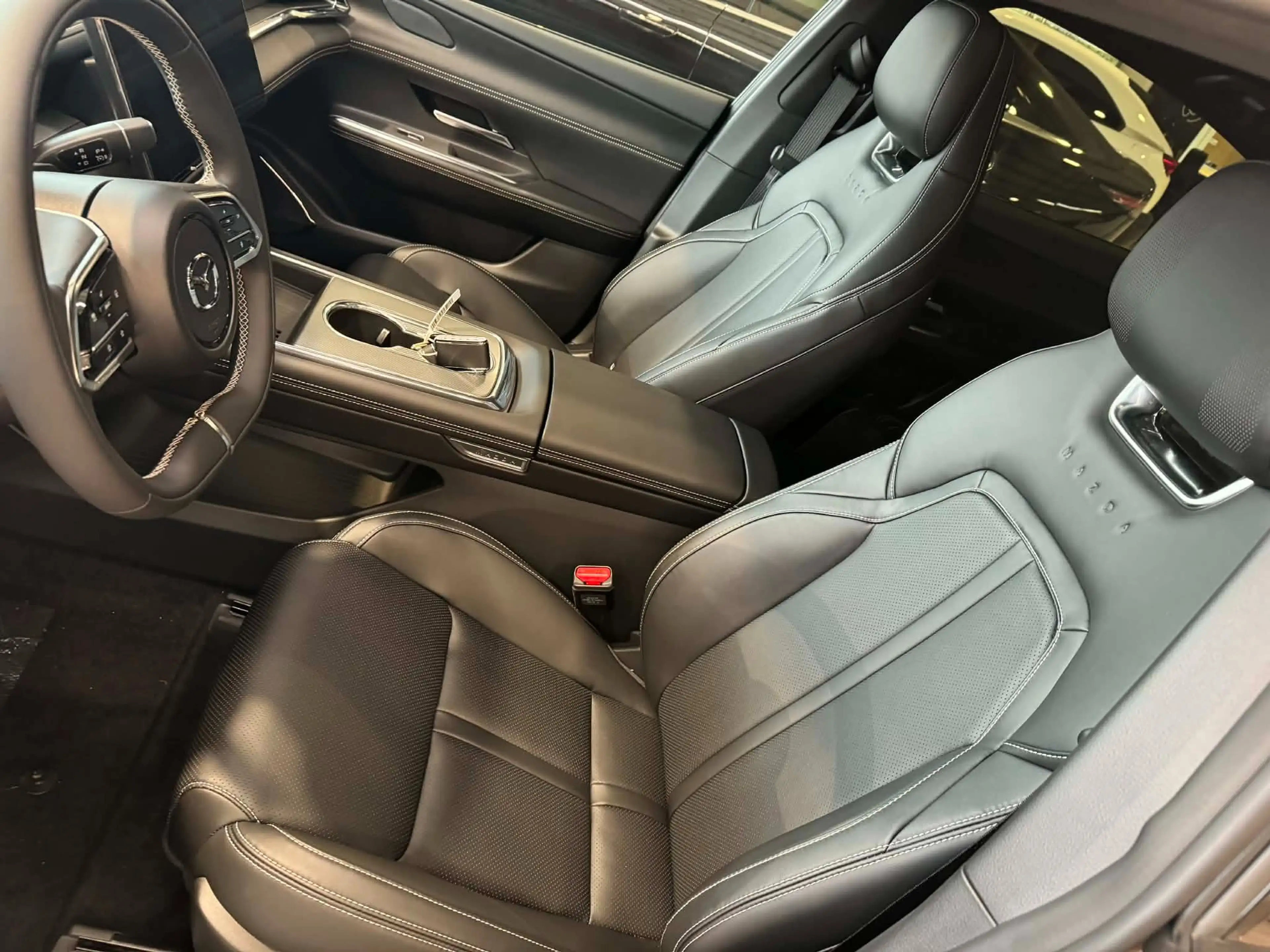 Mazda 6e 6e 68.8 kWh Takumi — photo 6