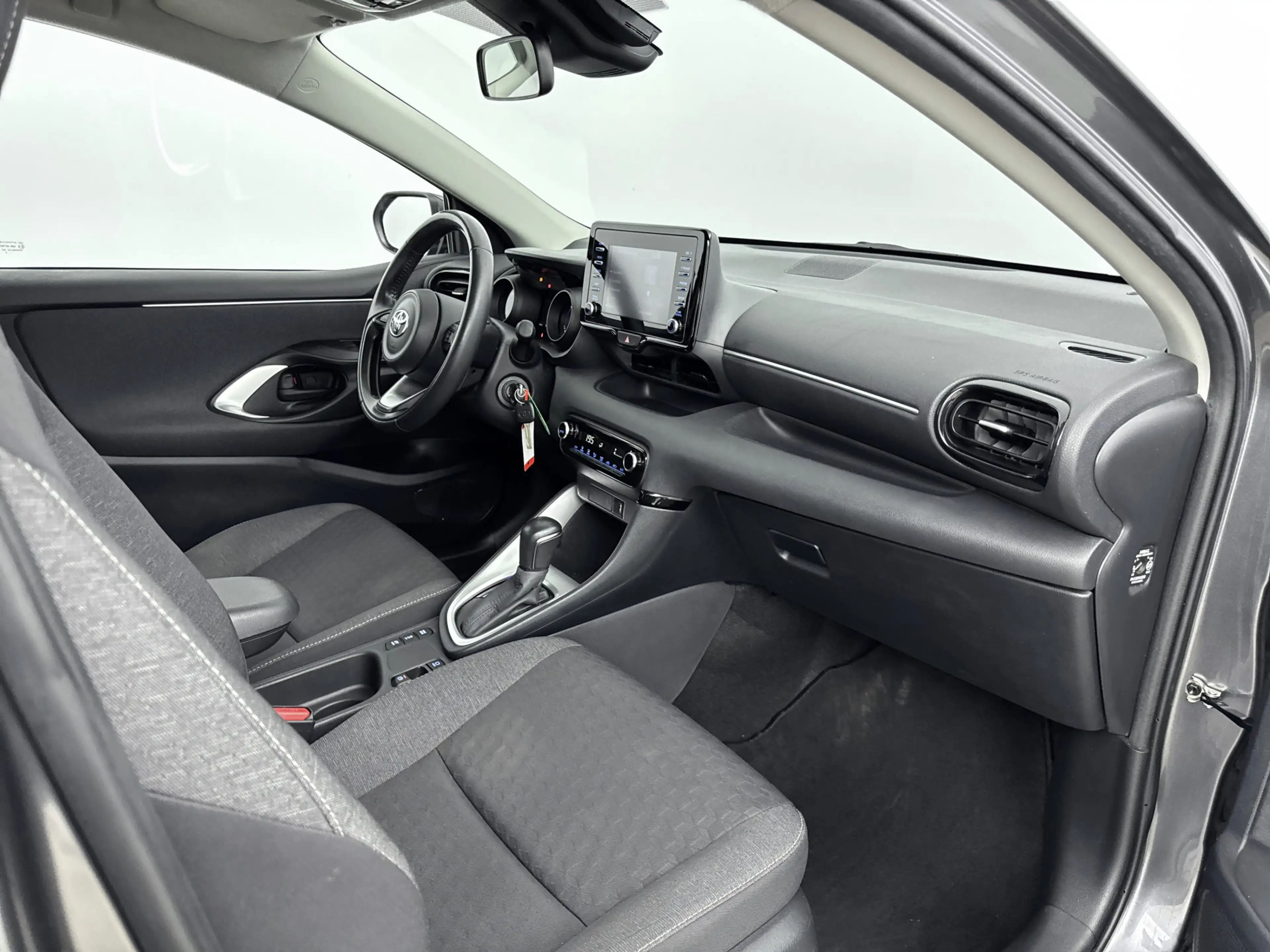 Toyota Yaris 1.5 Hybrid 115 First Edition | Cruise Control Adap — photo 6
