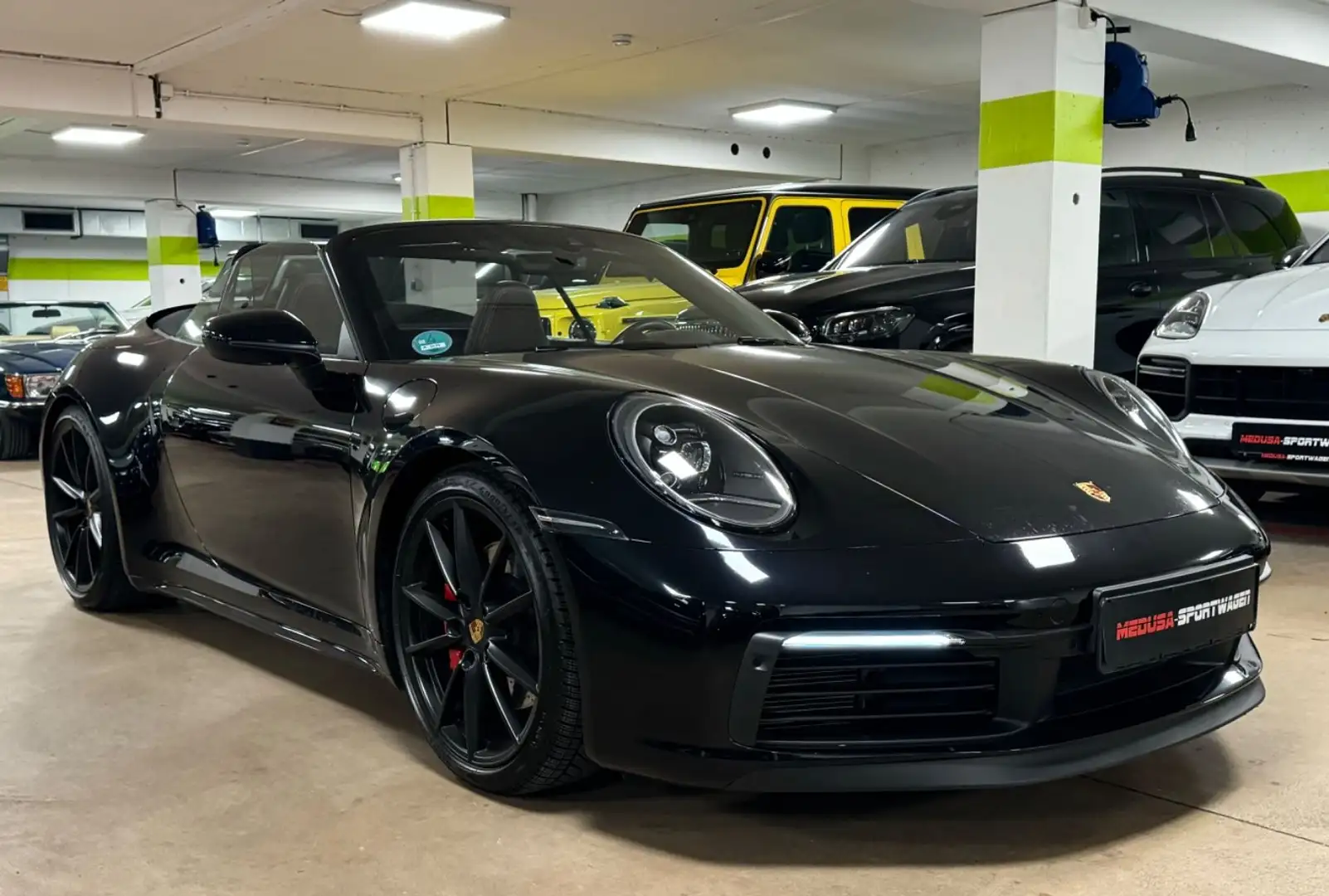 Porsche 911 CARRERA 4 S CABRIO PORSCHE GARANTI TRAUMZUST Schwarz - 1