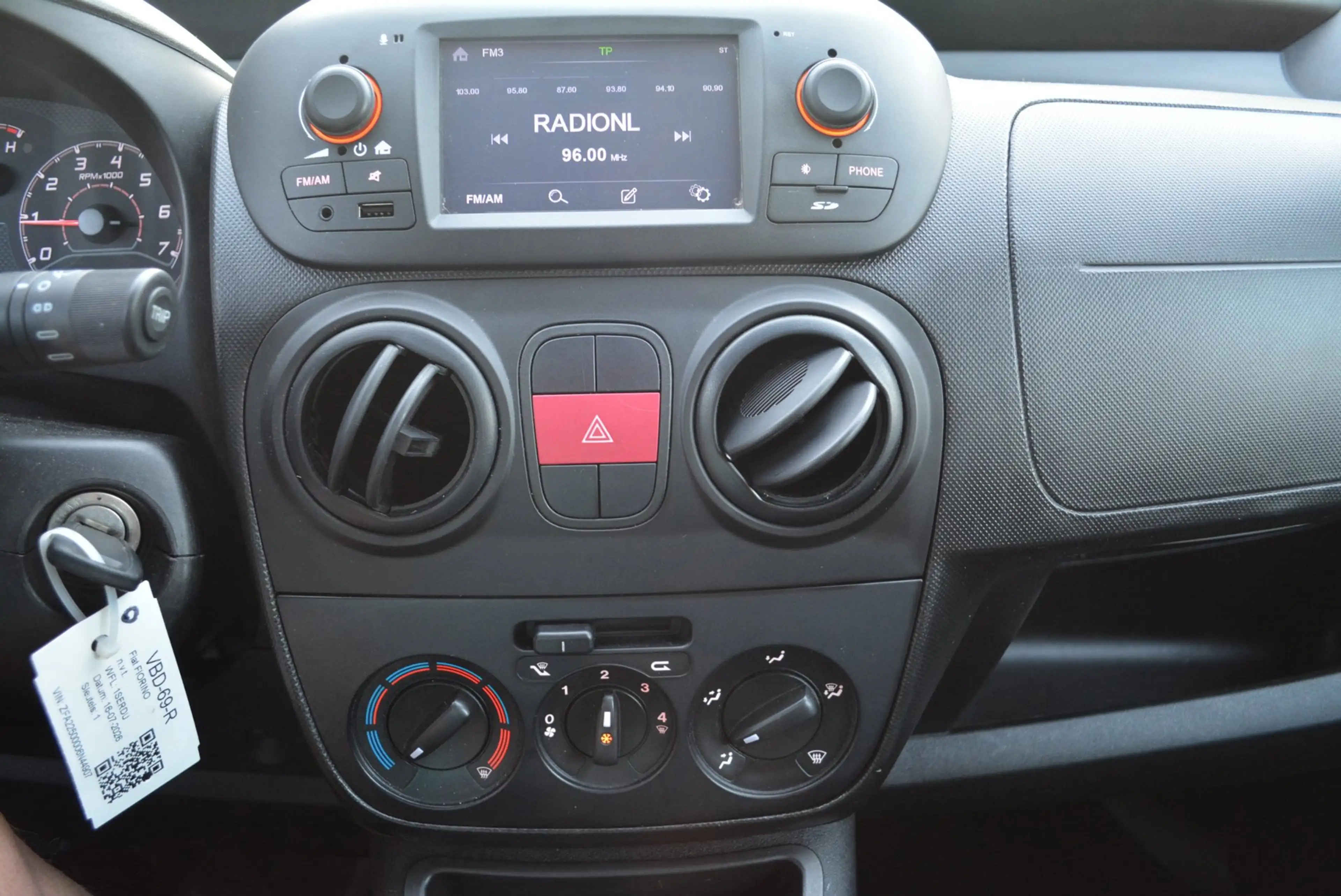 Fiat Fiorino 1.3 MJ — photo 15