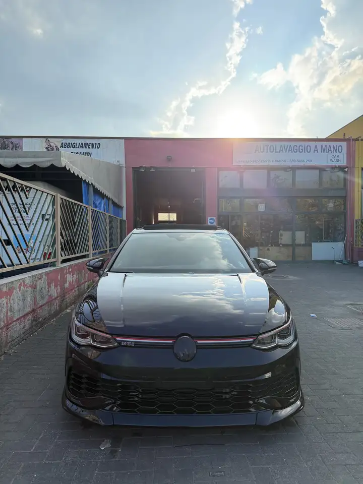 Volkswagen Golf GTI