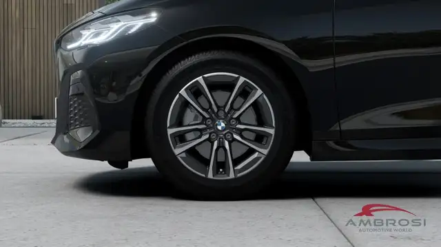 BMW 2 Series view 8