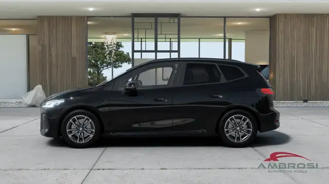 BMW 2 Series view 3