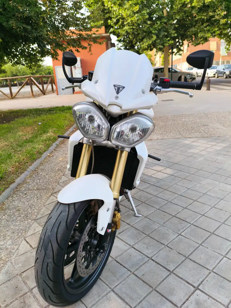 Triumph Street Triple 675 95 CV Blanco - 2